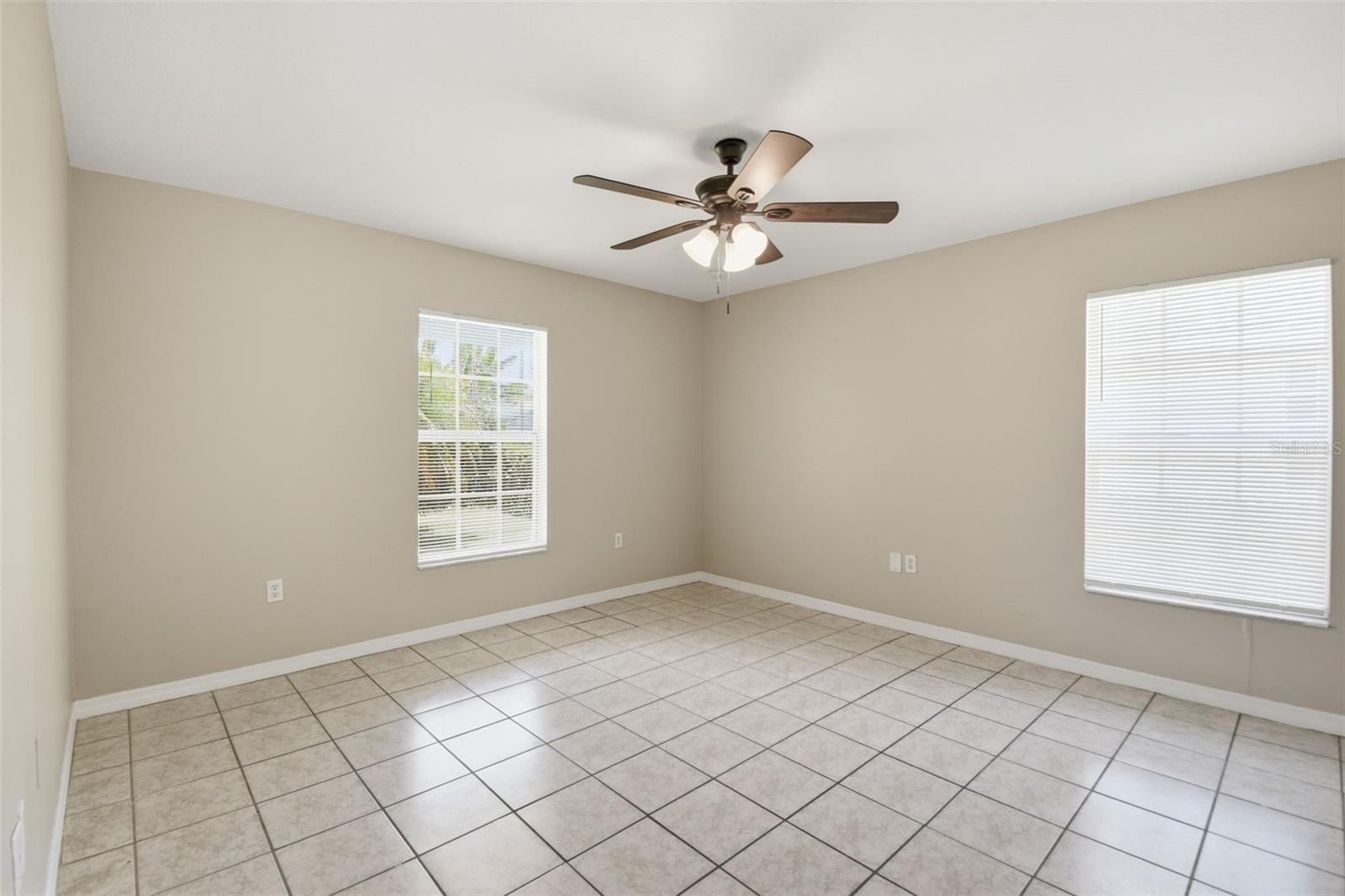 1812 34TH AVE E, BRADENTON, FL, 34208