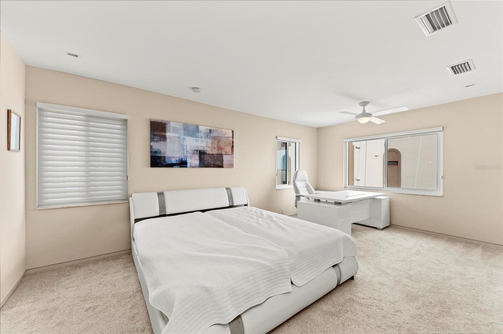 350 GOLDEN GATE PT #61, SARASOTA, FL, 34236