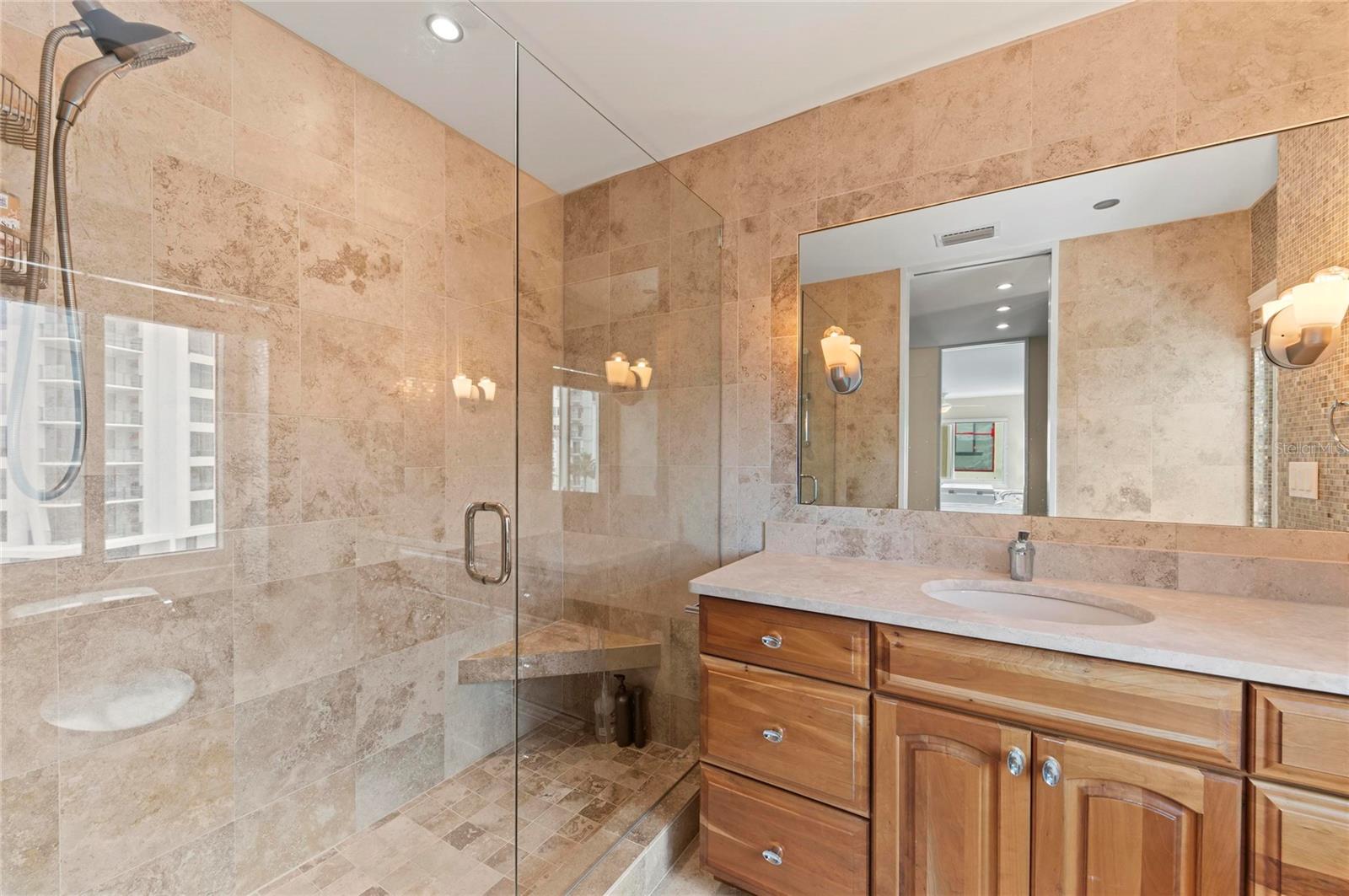 350 GOLDEN GATE PT #61, SARASOTA, FL, 34236