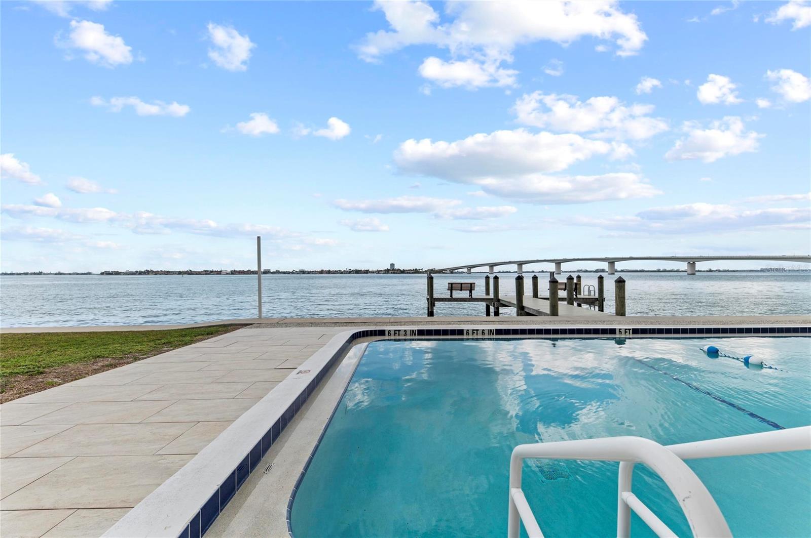 350 GOLDEN GATE PT #61, SARASOTA, FL, 34236