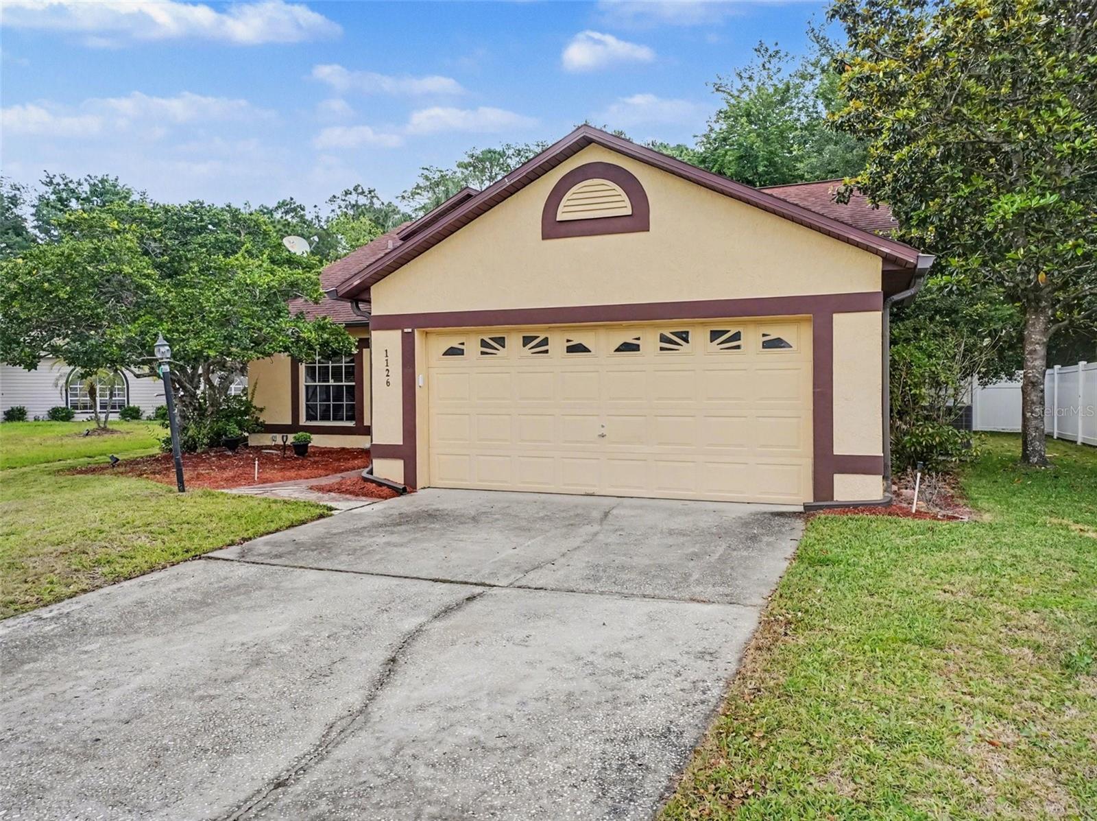 1126 LITTLE CREEK RD, ORLANDO, FL, 32825