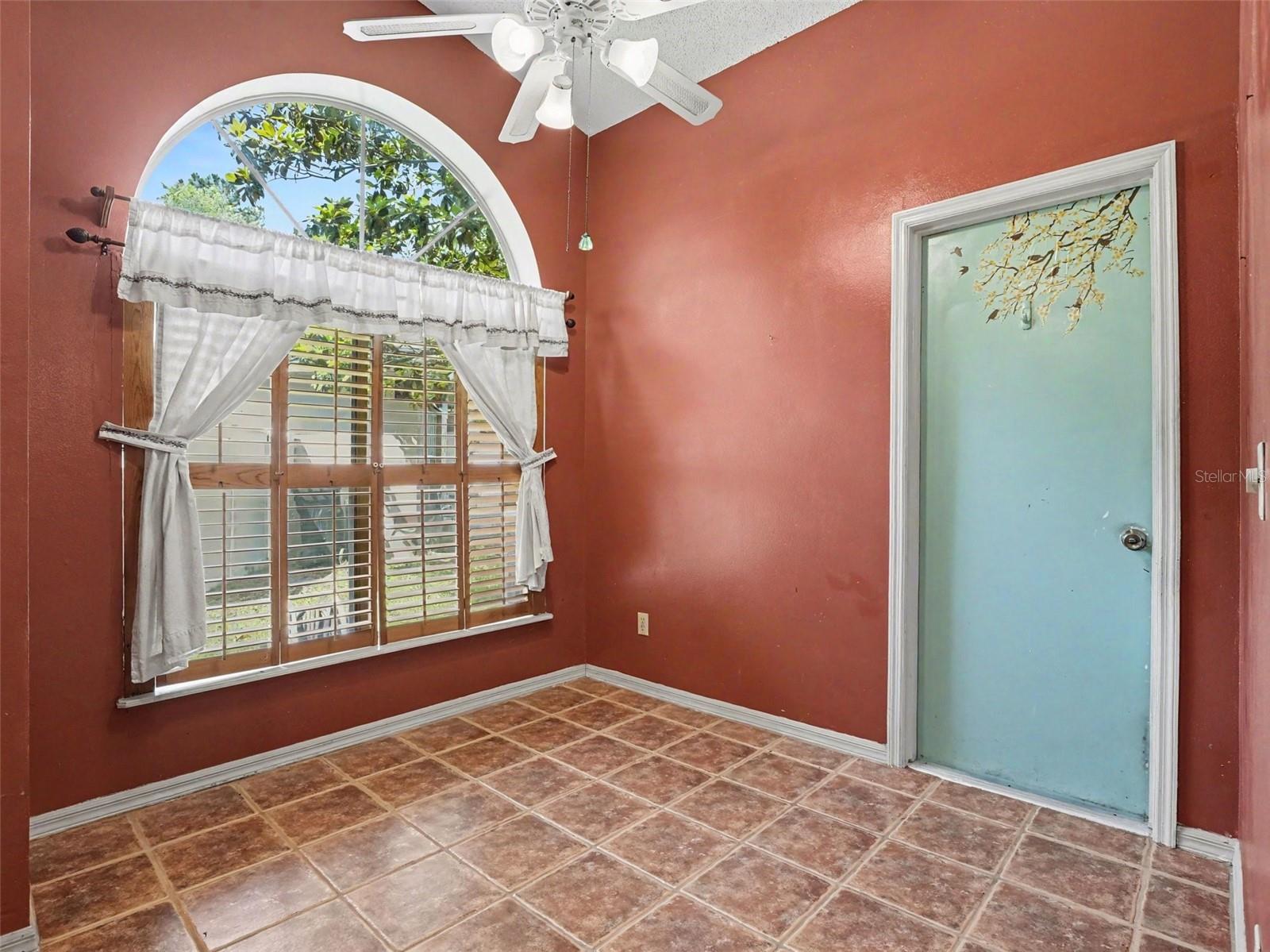 1126 LITTLE CREEK RD, ORLANDO, FL, 32825