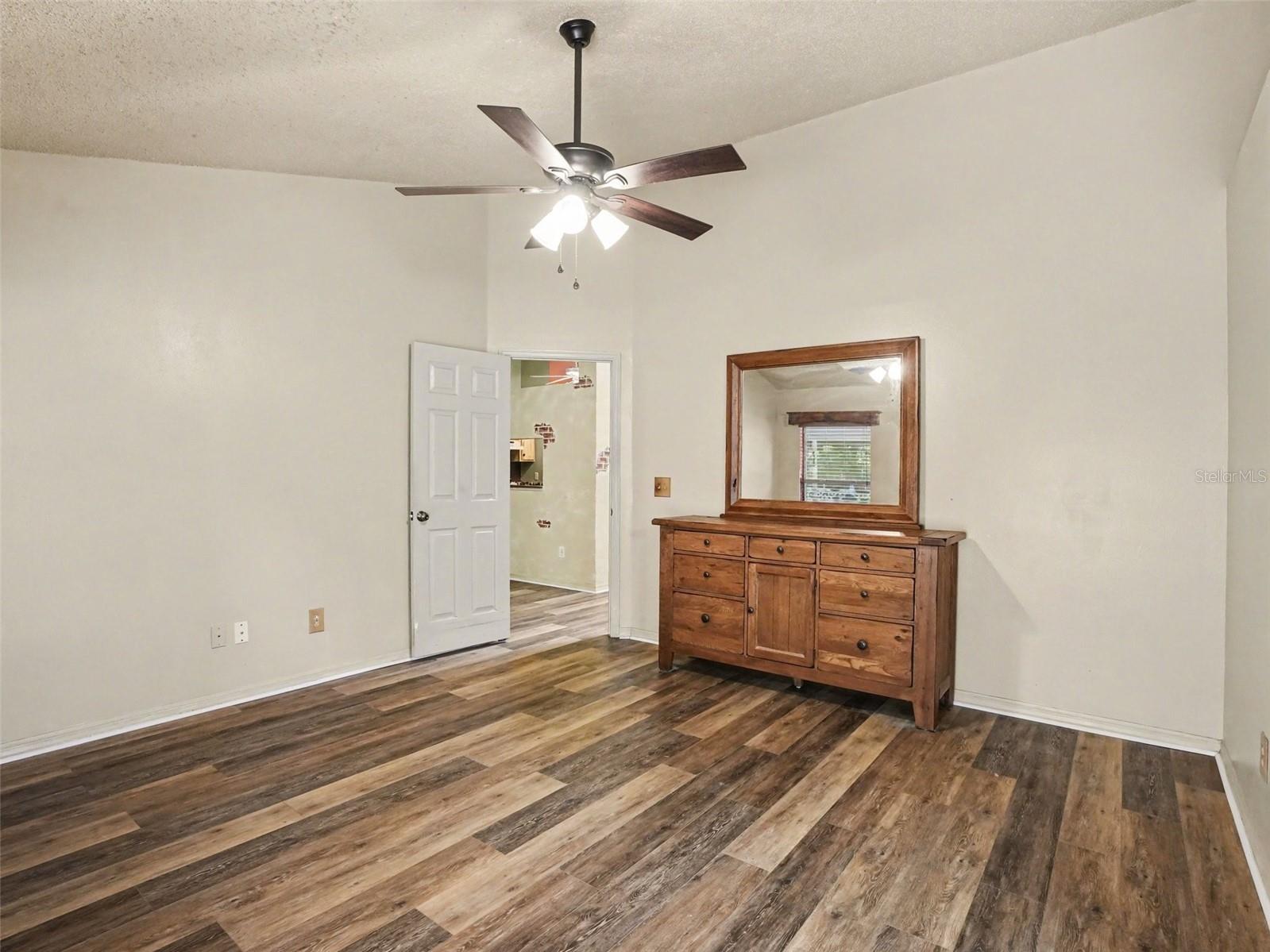 1126 LITTLE CREEK RD, ORLANDO, FL, 32825