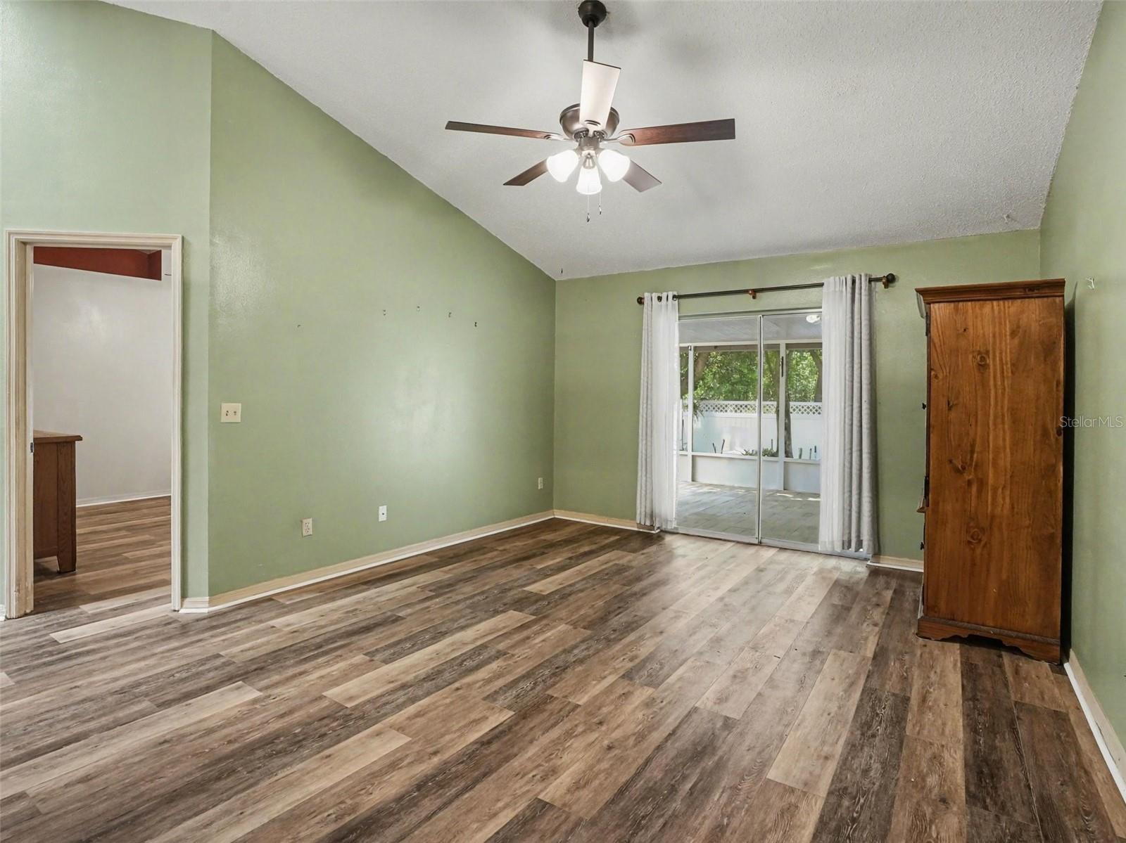 1126 LITTLE CREEK RD, ORLANDO, FL, 32825