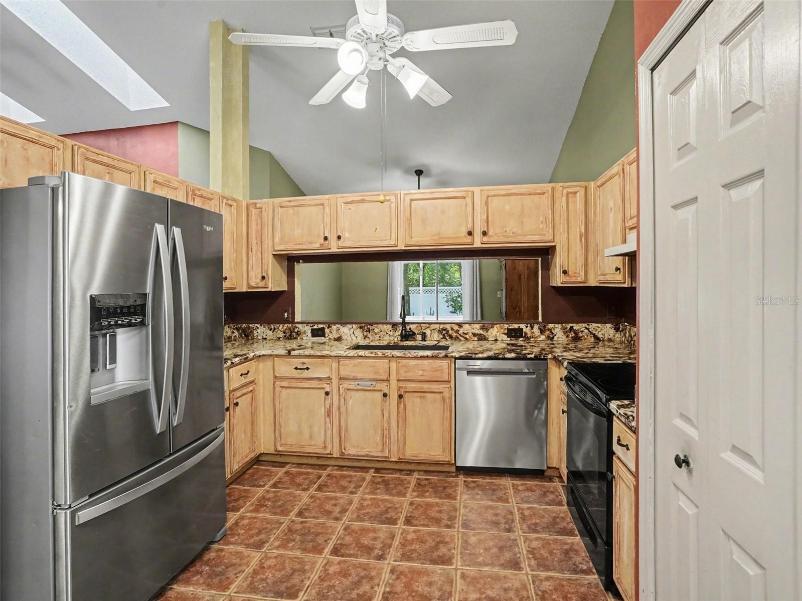 1126 LITTLE CREEK RD, ORLANDO, FL, 32825