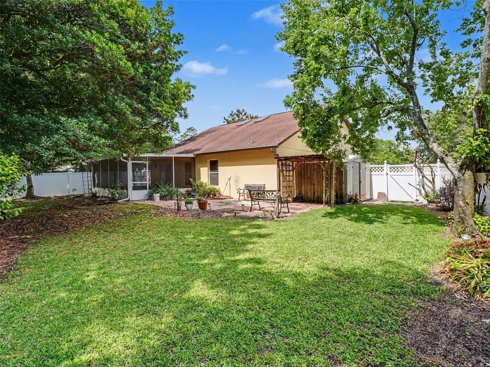 1126 LITTLE CREEK RD, ORLANDO, FL, 32825