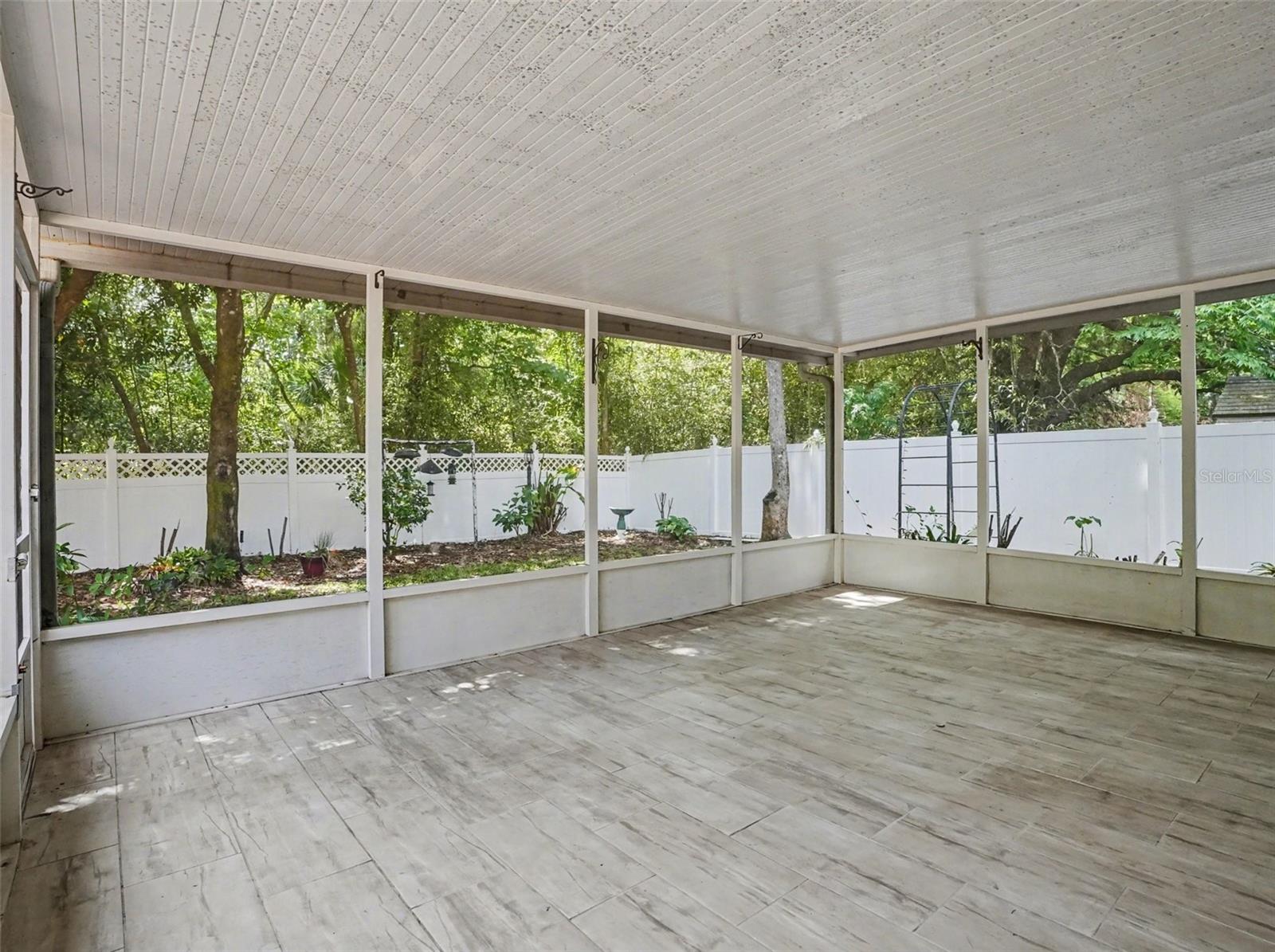 1126 LITTLE CREEK RD, ORLANDO, FL, 32825