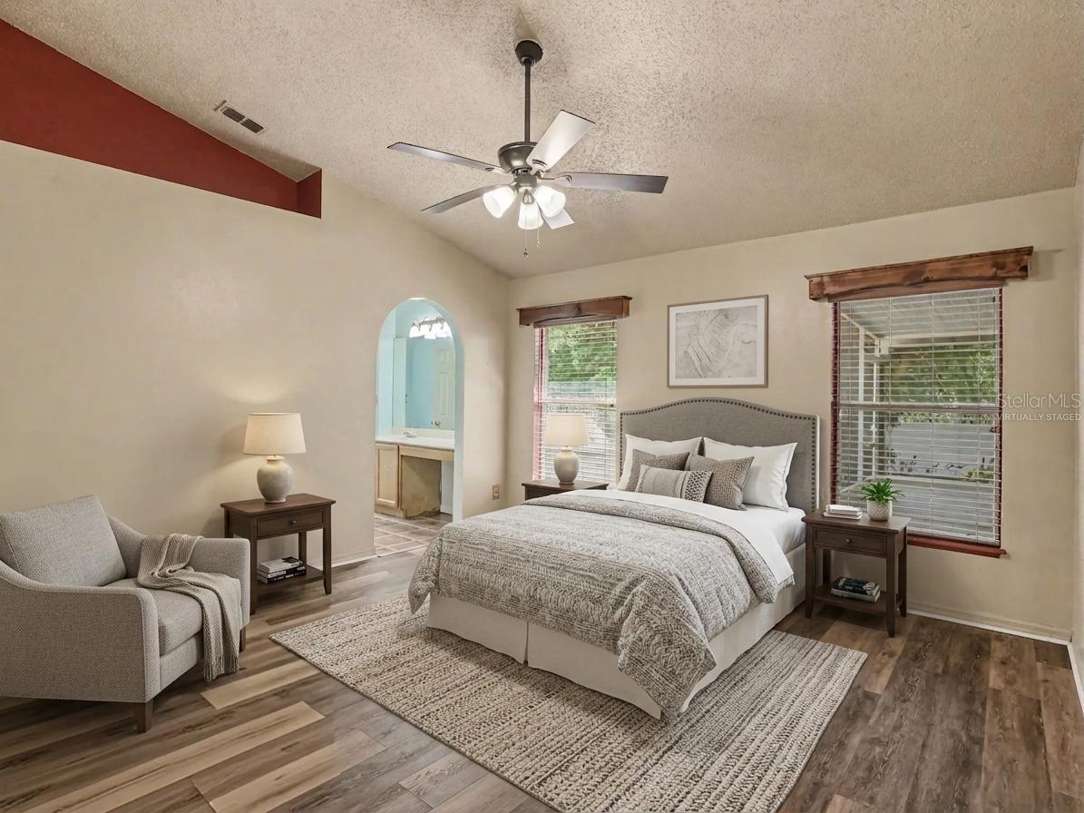 1126 LITTLE CREEK RD, ORLANDO, FL, 32825