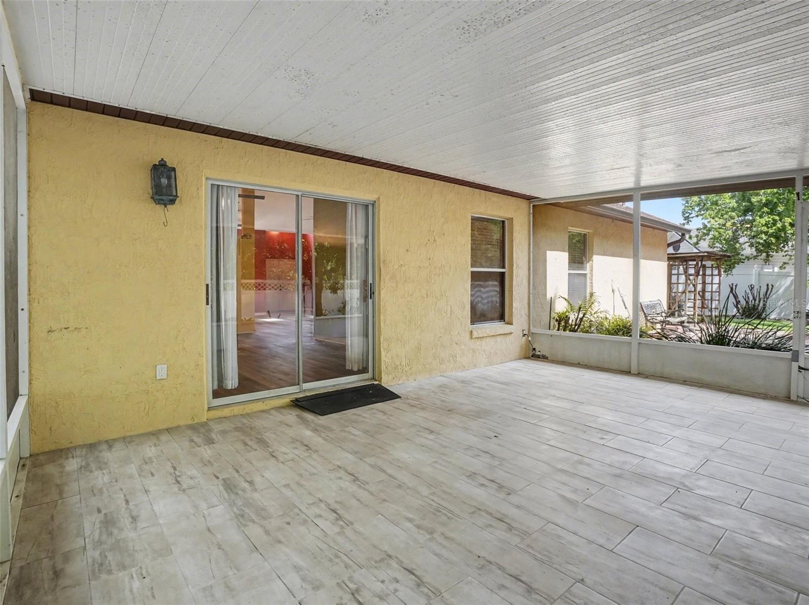 1126 LITTLE CREEK RD, ORLANDO, FL, 32825