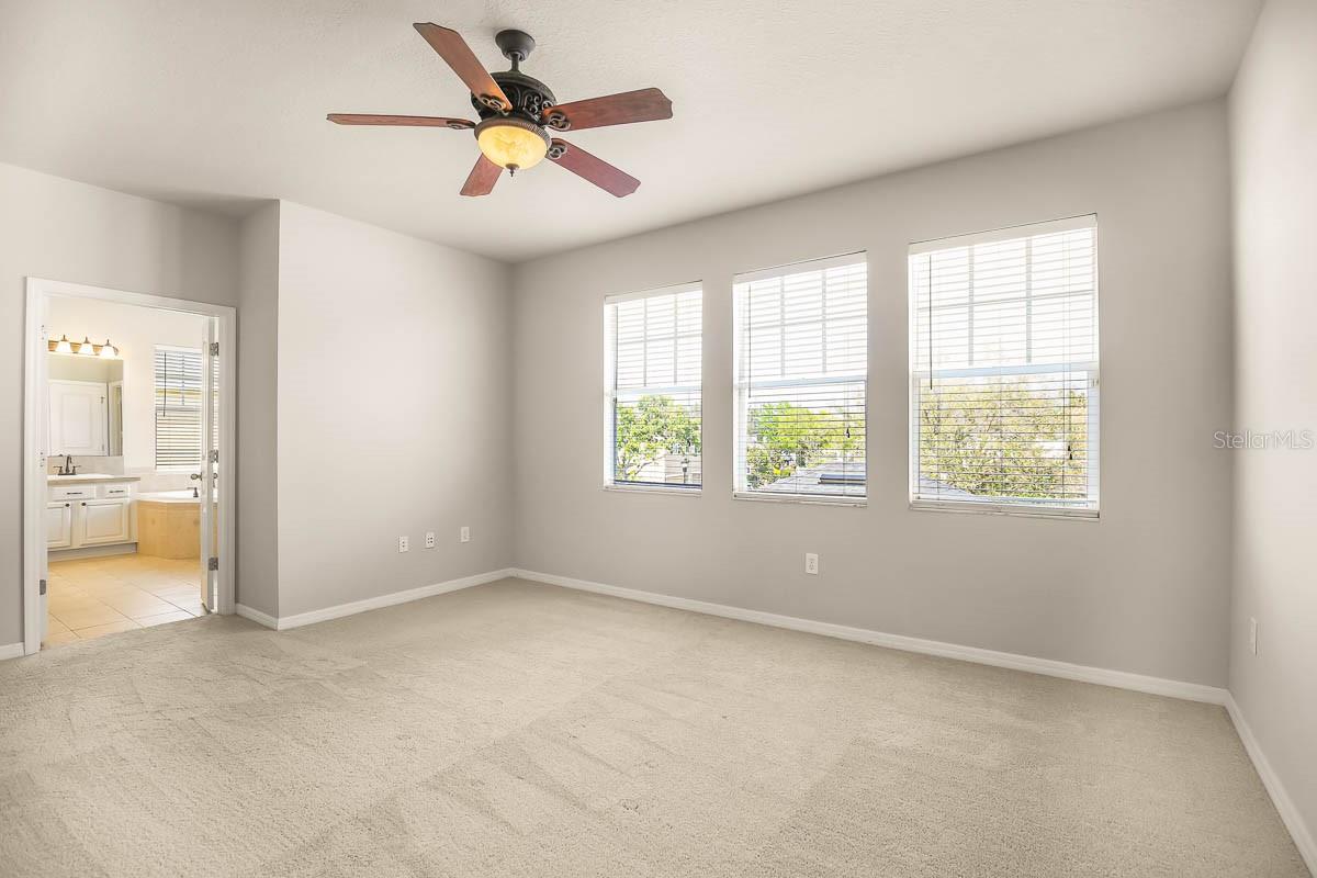 6112 PARKSET DR, LITHIA, FL, 33547