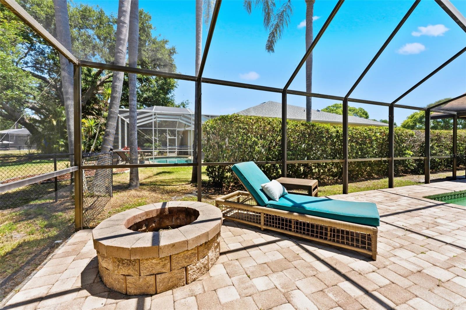 3285 TARPON WOODS BLVD, PALM HARBOR, FL, 34685