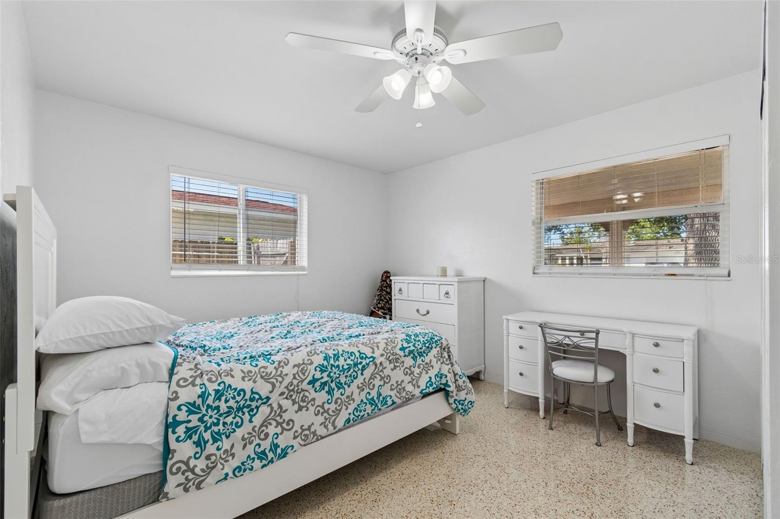 2863 60TH WAY N, ST PETERSBURG, FL, 33710