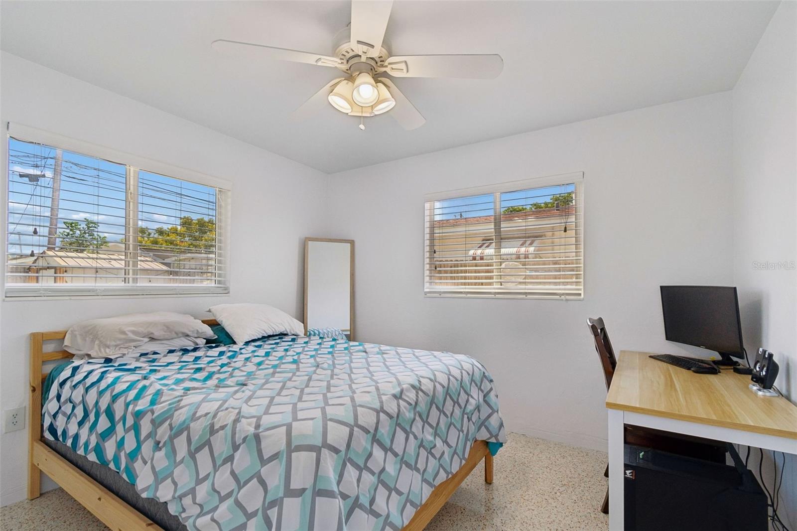 2863 60TH WAY N, ST PETERSBURG, FL, 33710