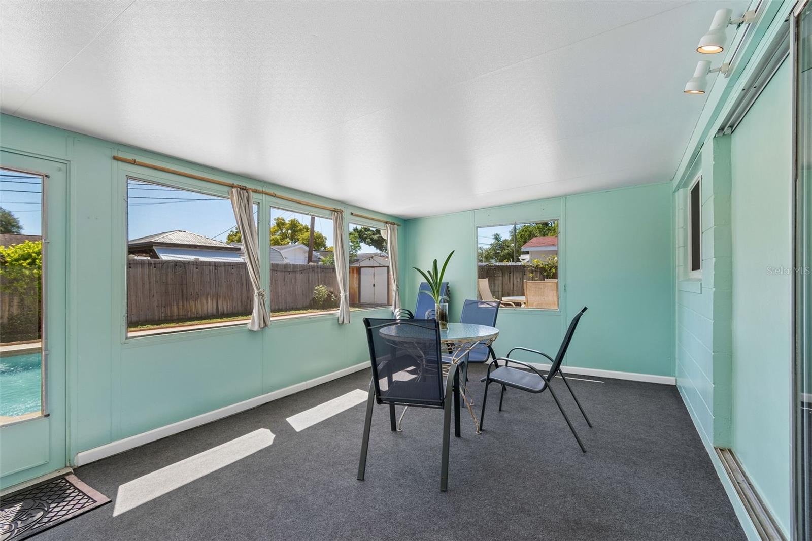 2863 60TH WAY N, ST PETERSBURG, FL, 33710