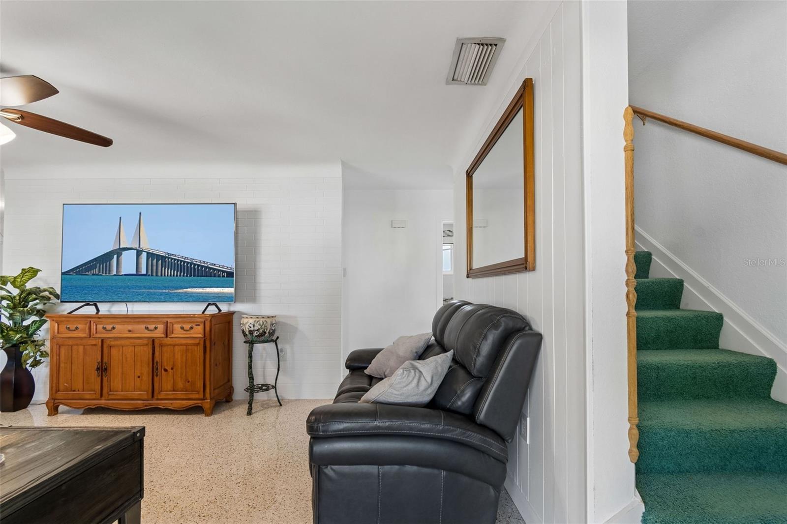 2863 60TH WAY N, ST PETERSBURG, FL, 33710