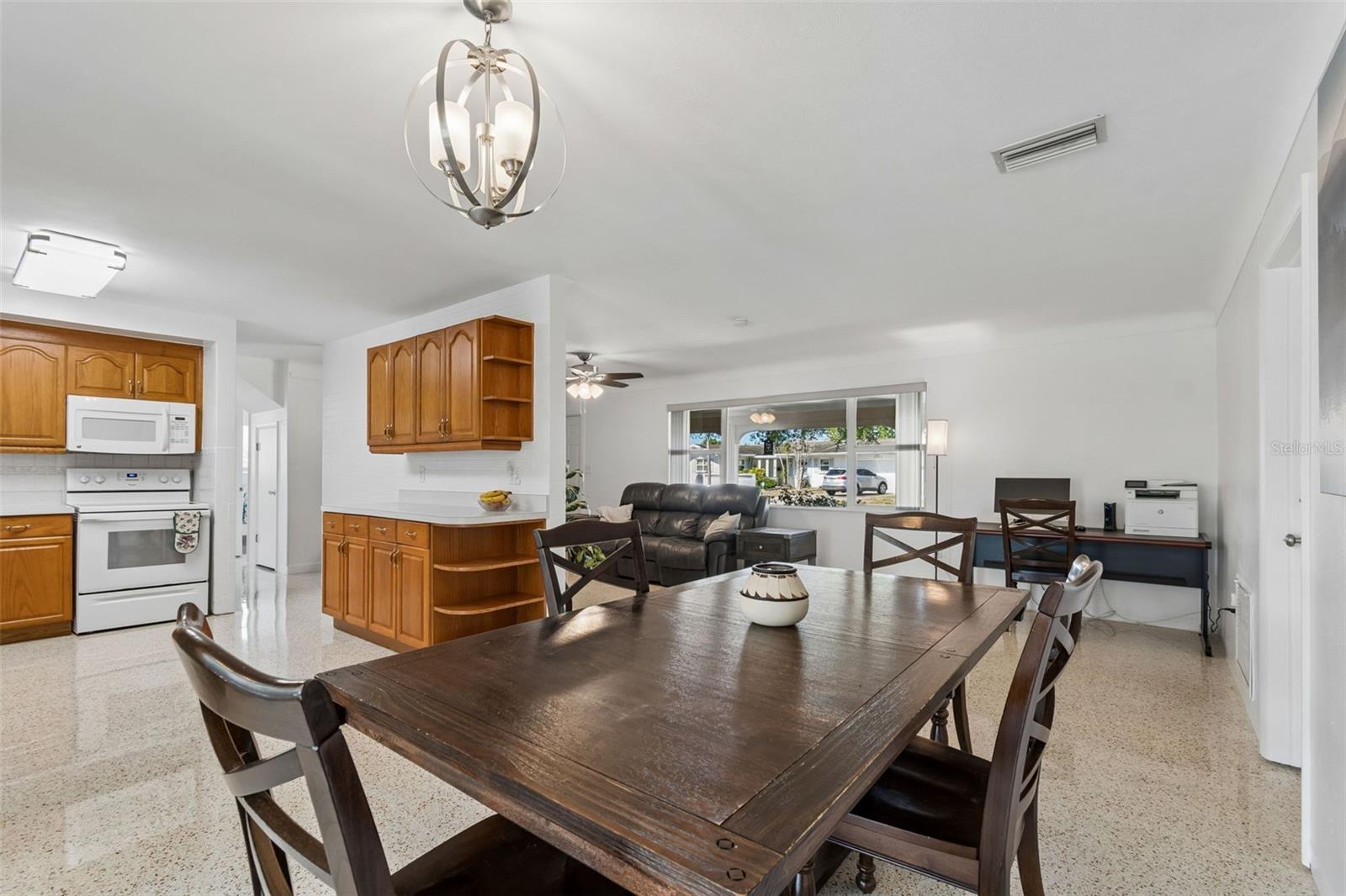 2863 60TH WAY N, ST PETERSBURG, FL, 33710