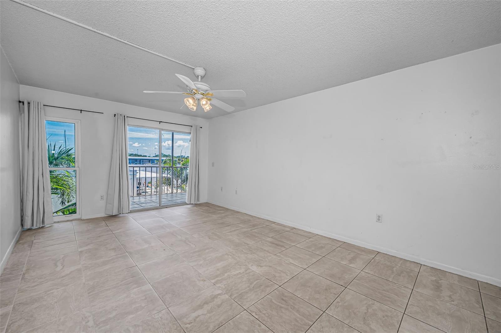 4908 38TH WAY S #204, ST PETERSBURG, FL, 33711
