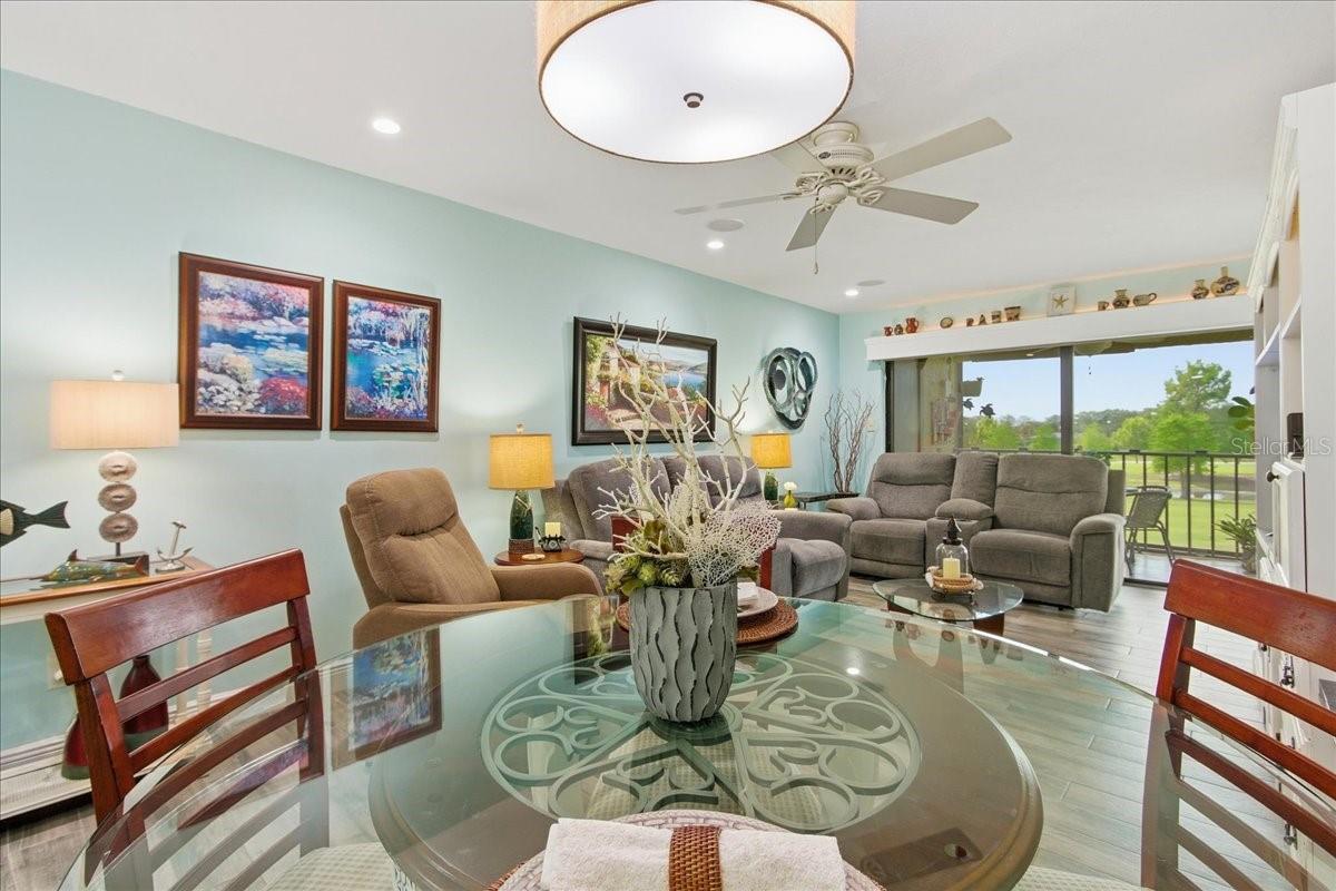 6111 LAKE POINTE DR #202, ORLANDO, FL, 32822