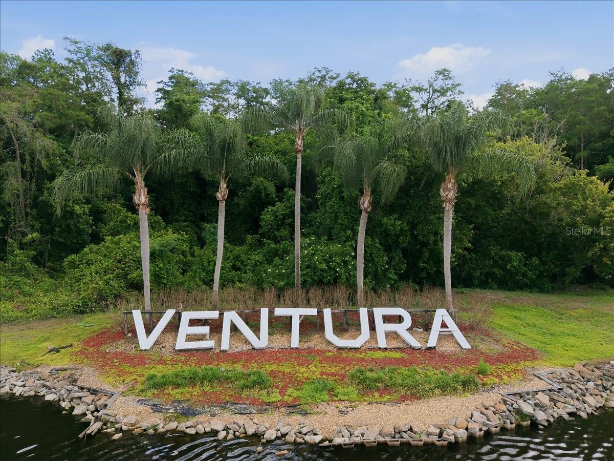 6111 LAKE POINTE DR #202, ORLANDO, FL, 32822