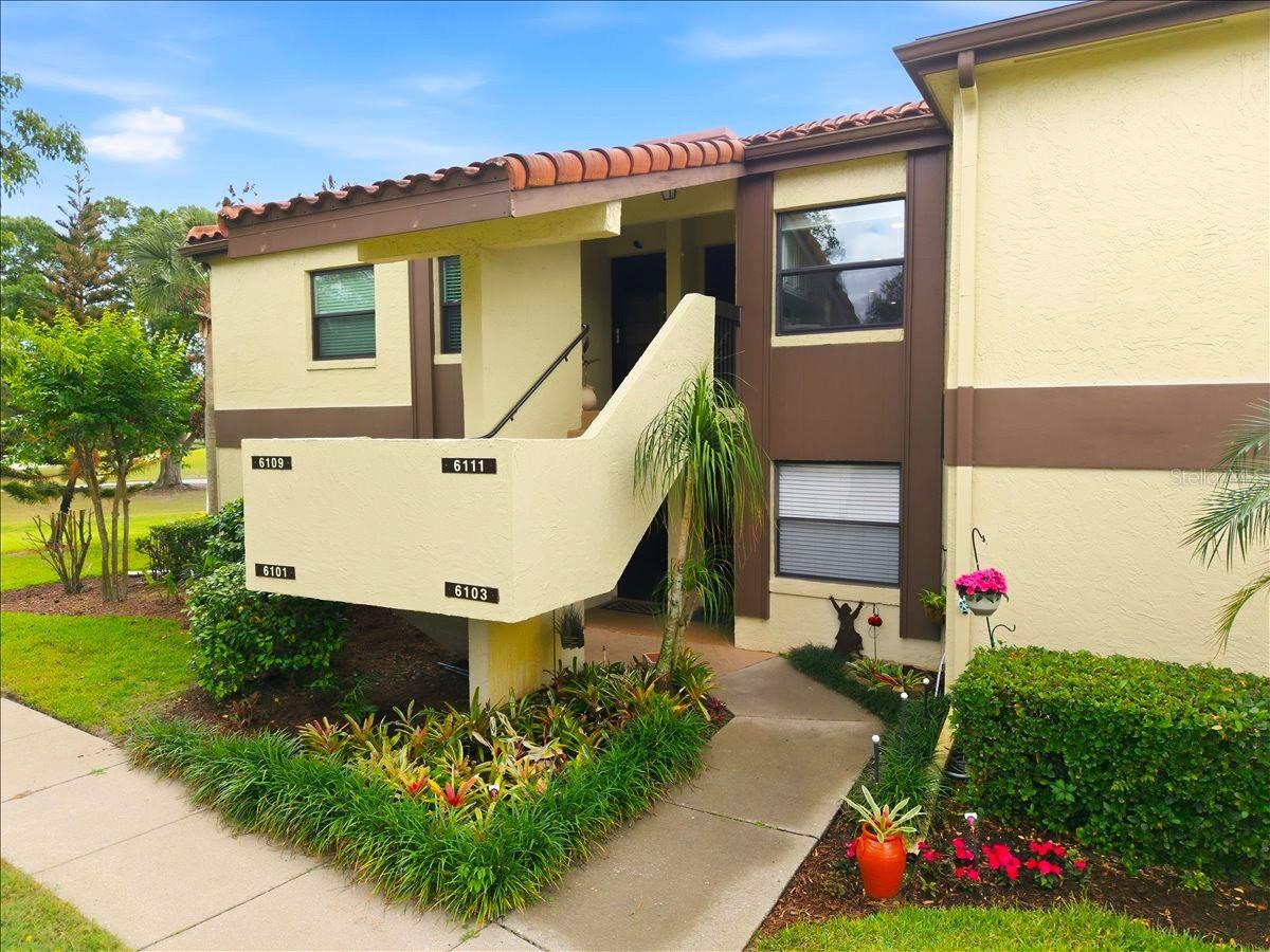 6111 LAKE POINTE DR #202, ORLANDO, FL, 32822