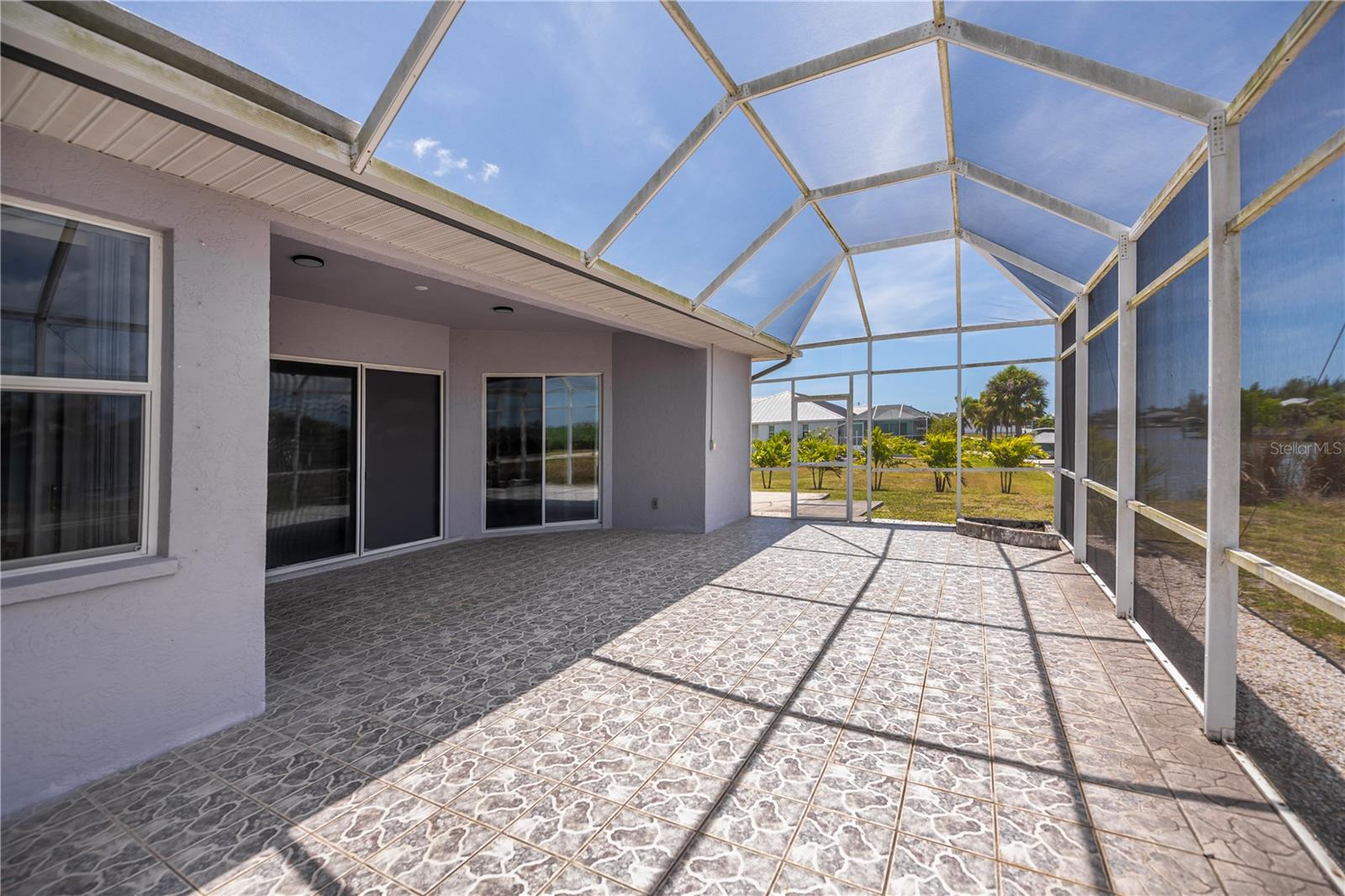 15400 ALCOVE CIR, PORT CHARLOTTE, FL, 33981