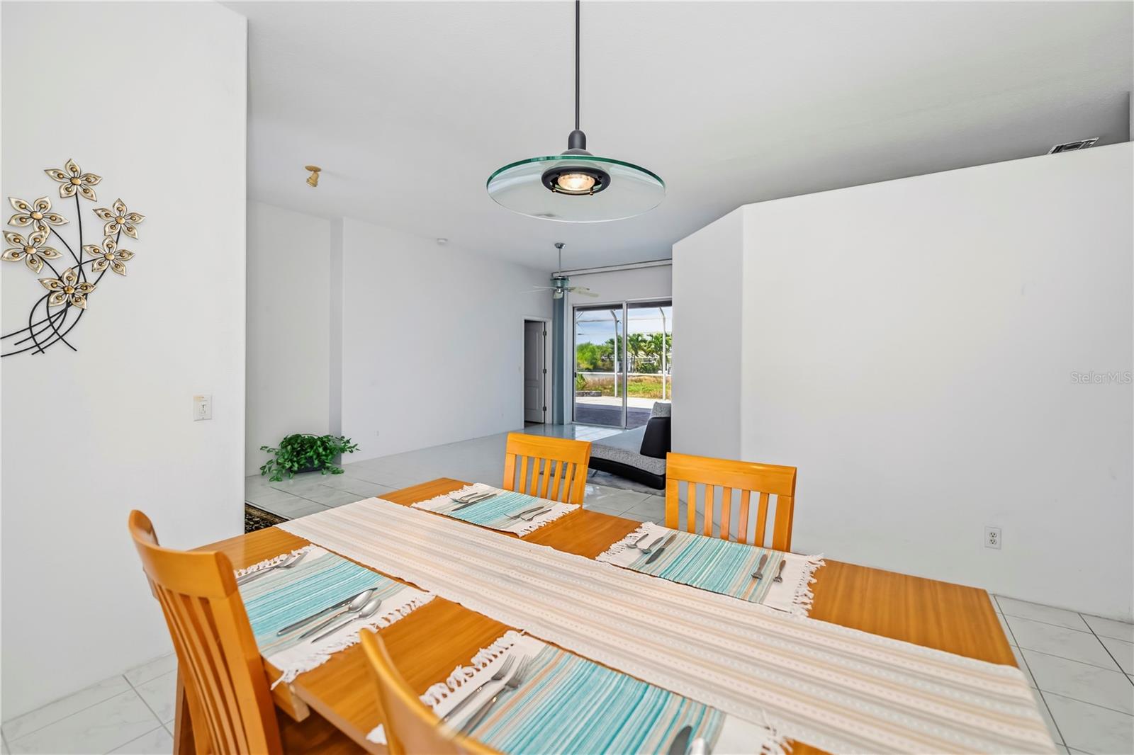 15400 ALCOVE CIR, PORT CHARLOTTE, FL, 33981