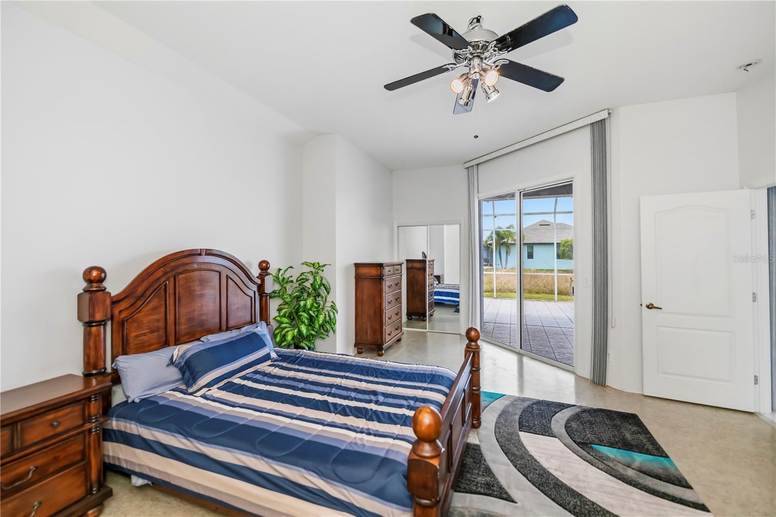 15400 ALCOVE CIR, PORT CHARLOTTE, FL, 33981