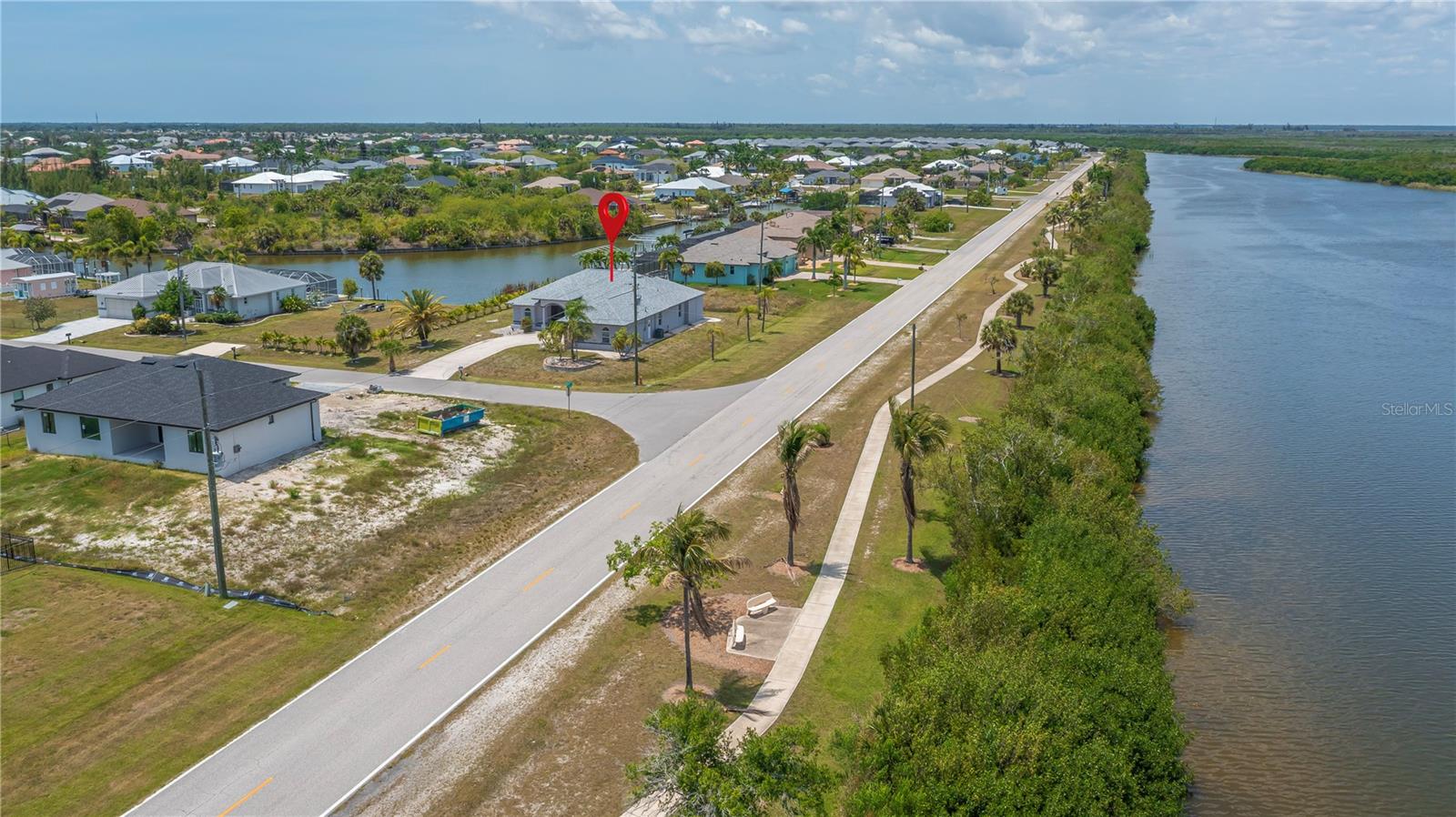 15400 ALCOVE CIR, PORT CHARLOTTE, FL, 33981