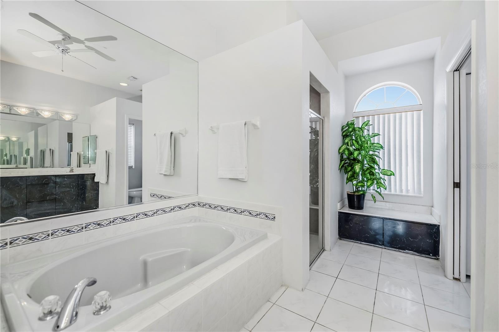 15400 ALCOVE CIR, PORT CHARLOTTE, FL, 33981