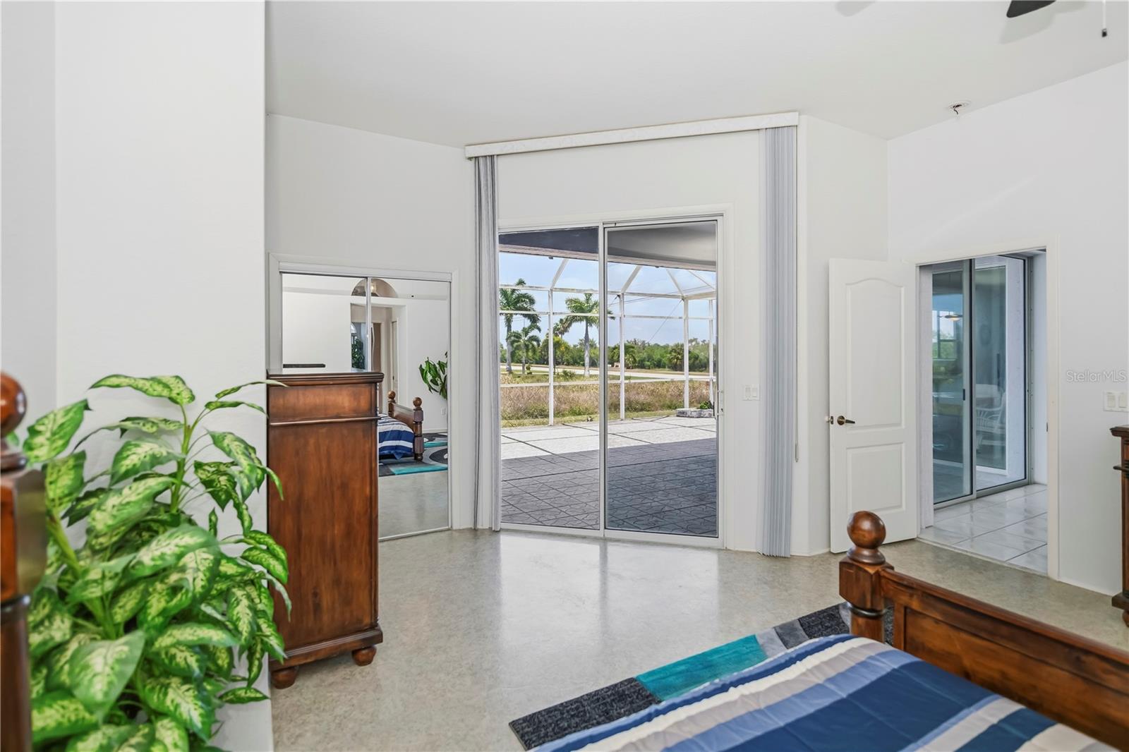15400 ALCOVE CIR, PORT CHARLOTTE, FL, 33981