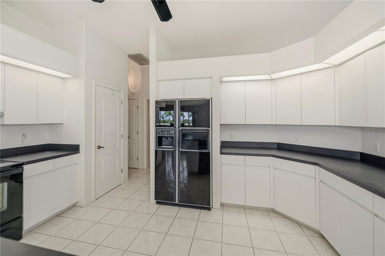 15400 ALCOVE CIR, PORT CHARLOTTE, FL, 33981
