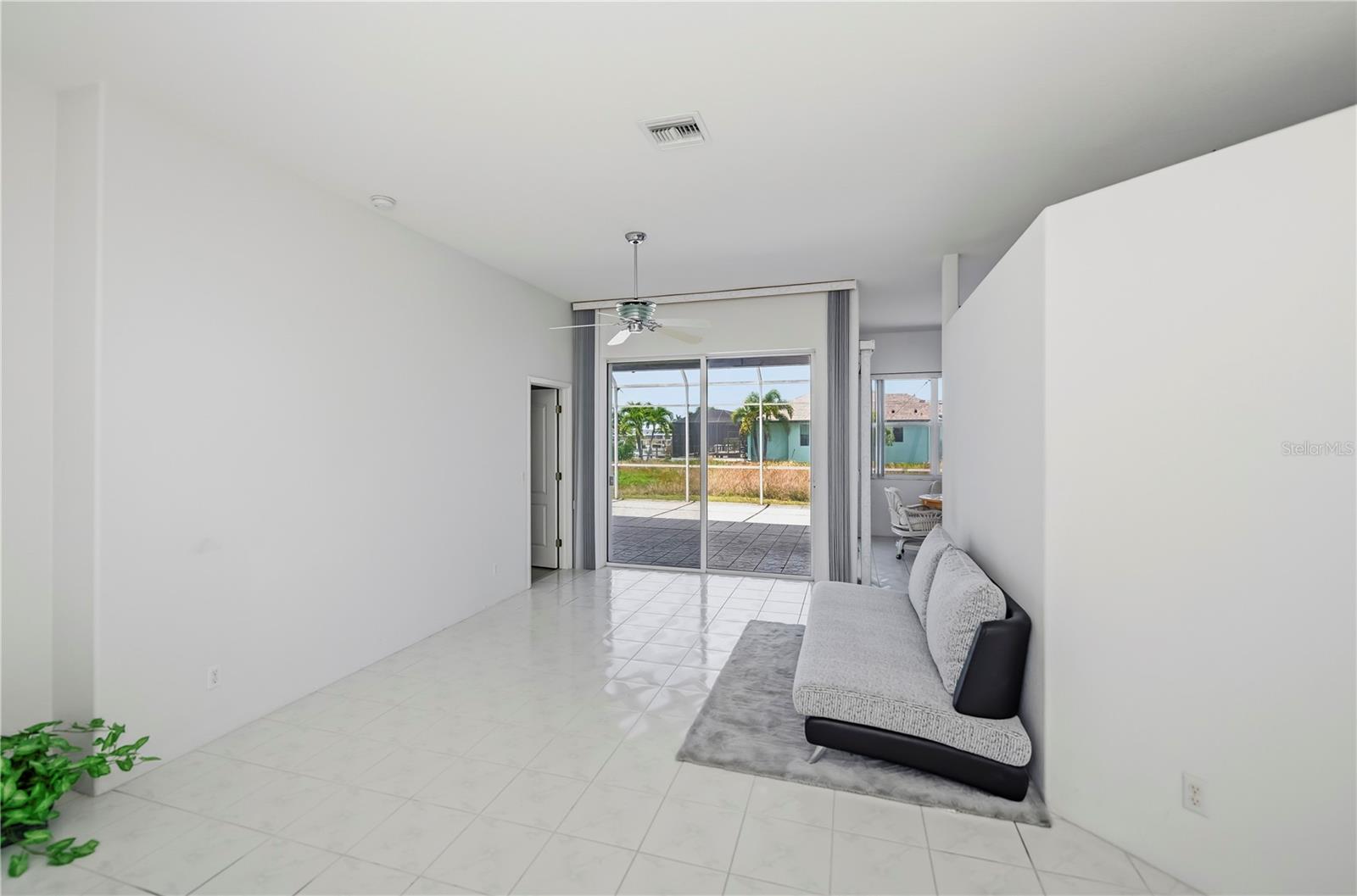15400 ALCOVE CIR, PORT CHARLOTTE, FL, 33981