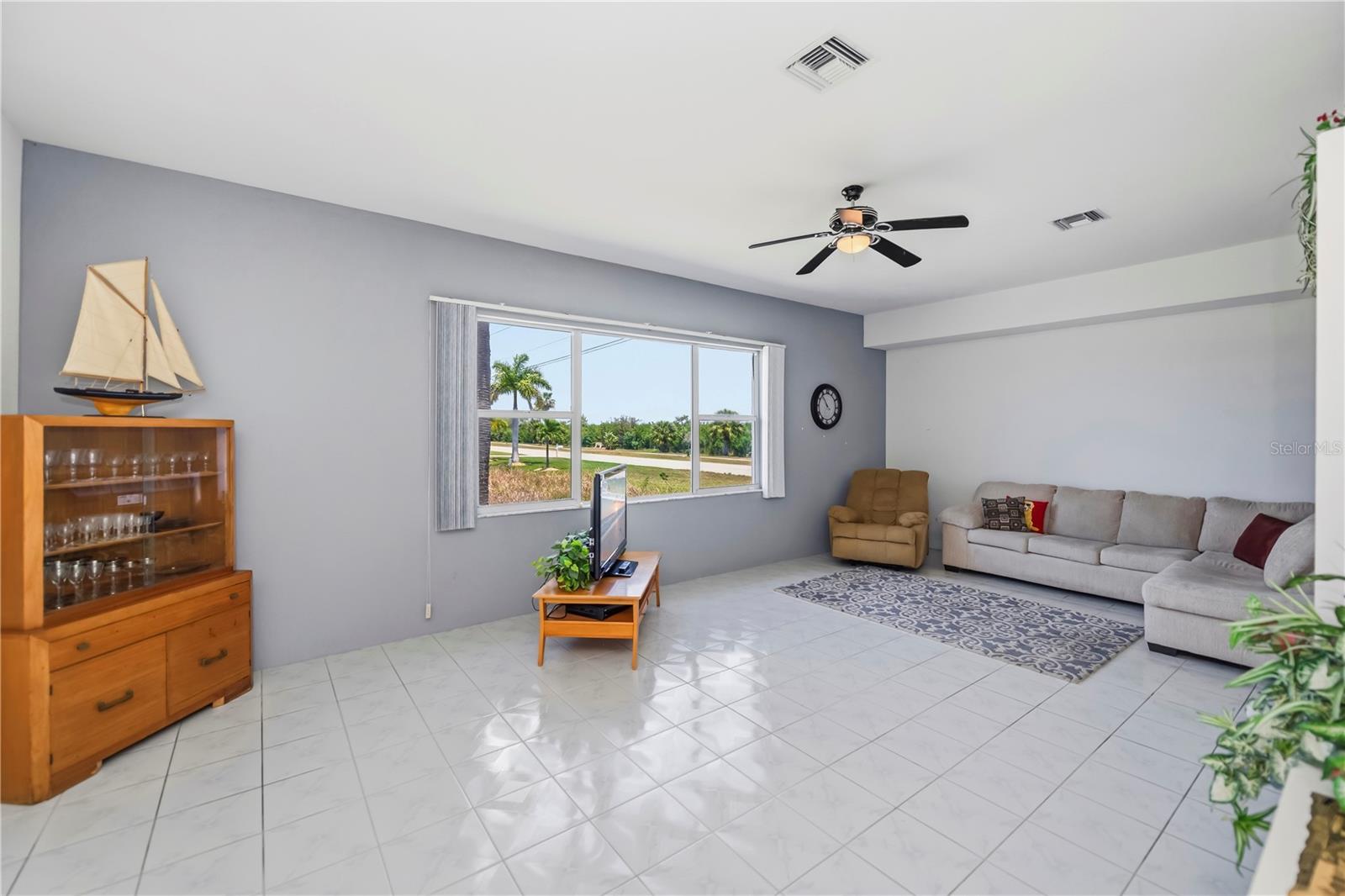15400 ALCOVE CIR, PORT CHARLOTTE, FL, 33981