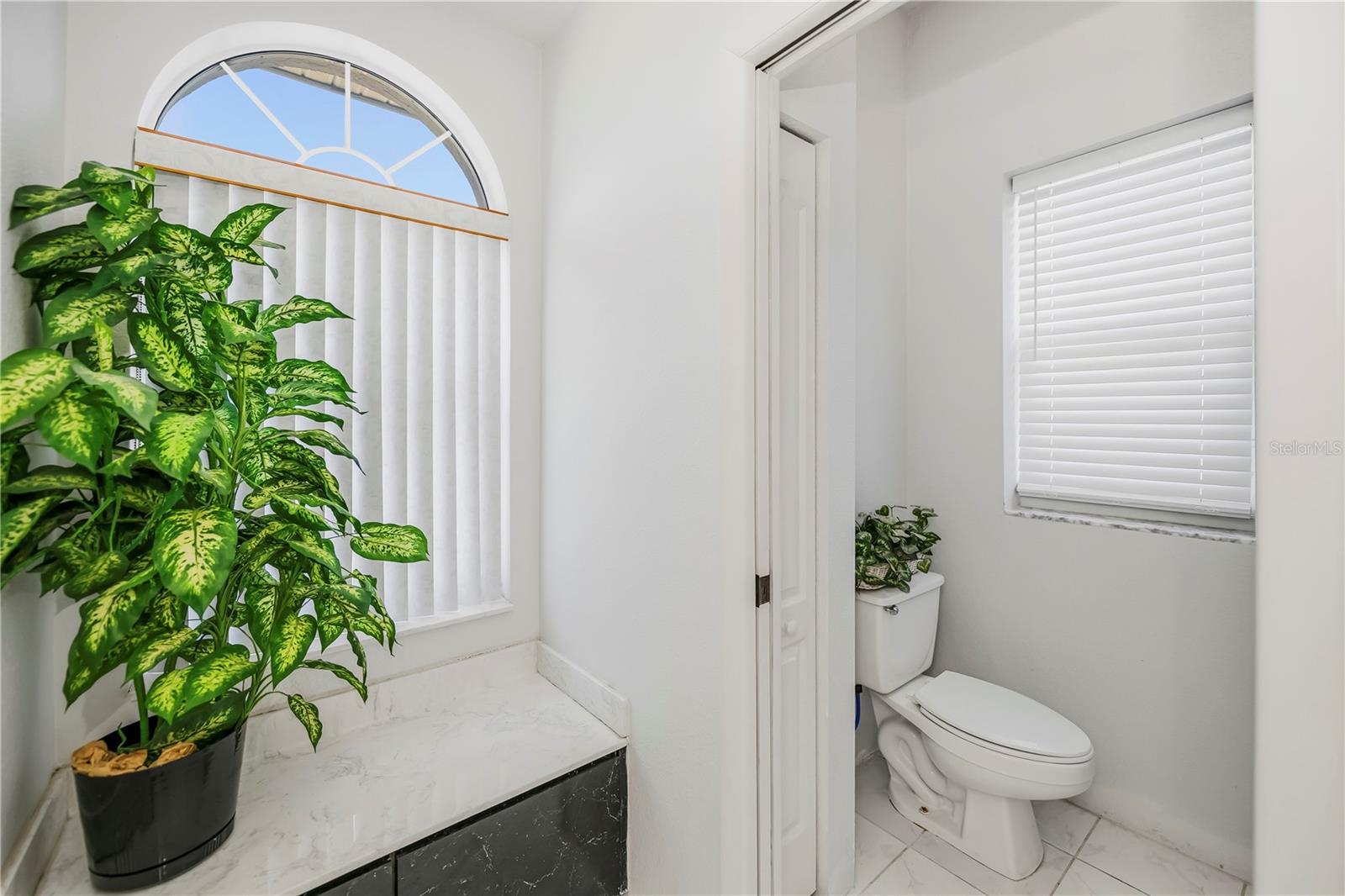 15400 ALCOVE CIR, PORT CHARLOTTE, FL, 33981