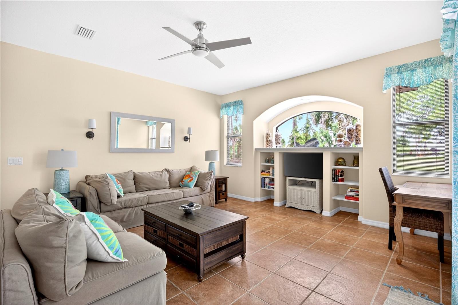 243 ROTONDA BLVD E, ROTONDA WEST, FL, 33947