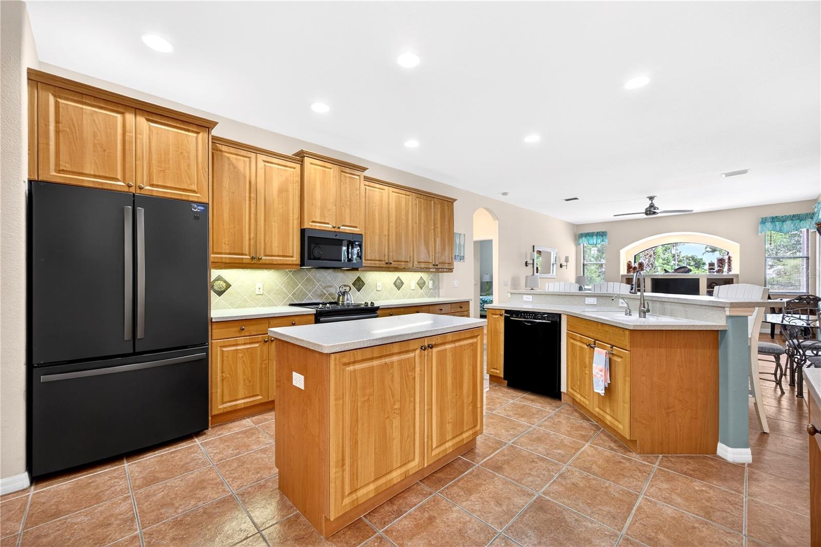 243 ROTONDA BLVD E, ROTONDA WEST, FL, 33947