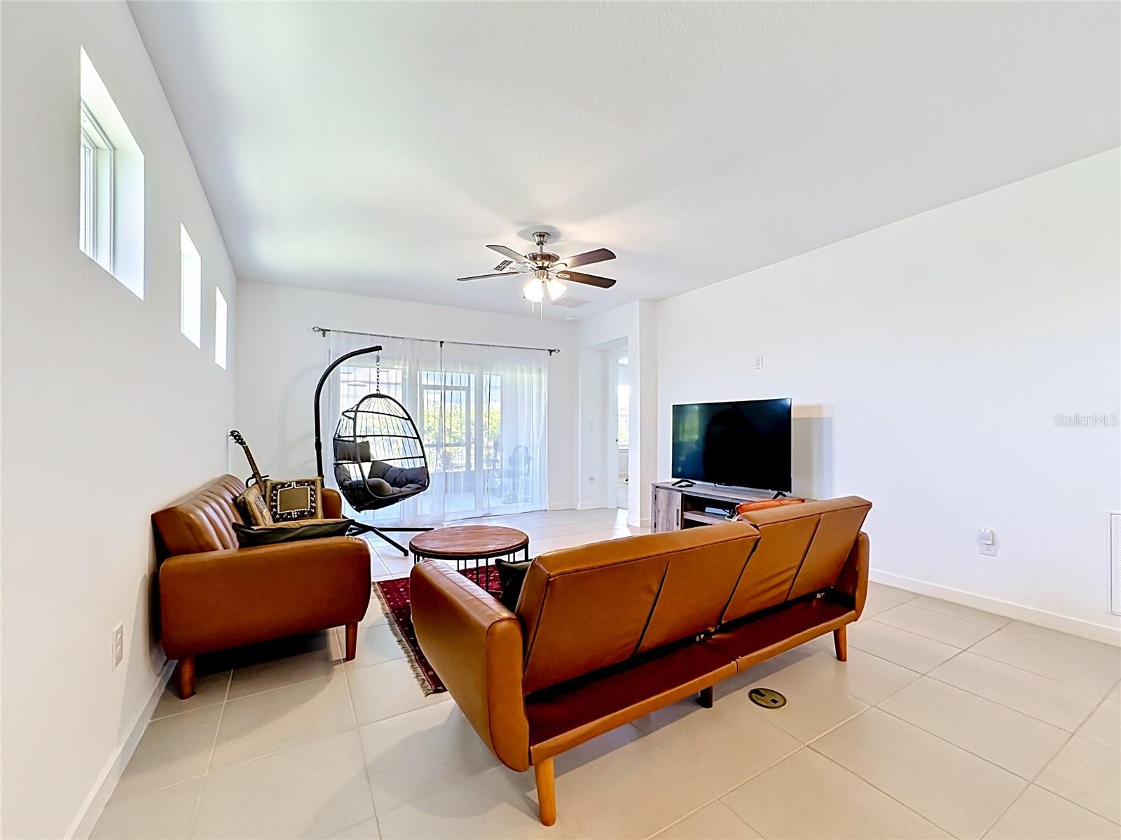 6080 JENSEN VIEW AVE, APOLLO BEACH, FL, 33572
