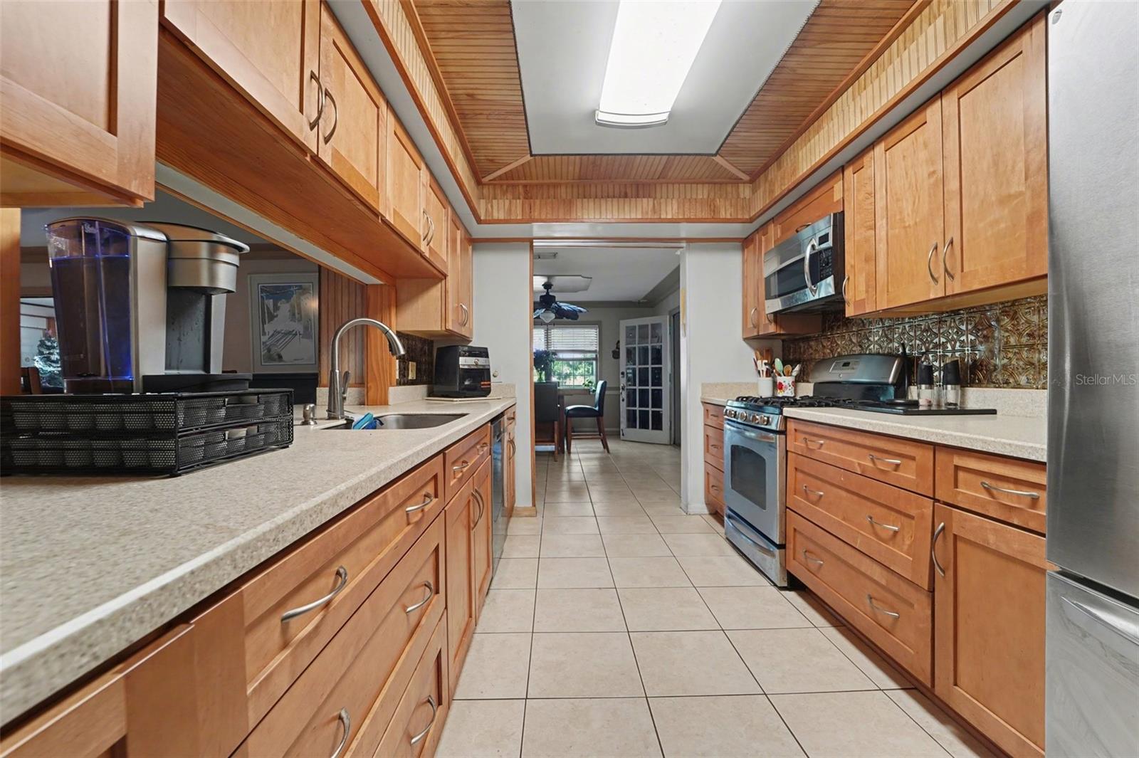 5825 S BOB WHITE DR, HOMOSASSA, FL, 34446