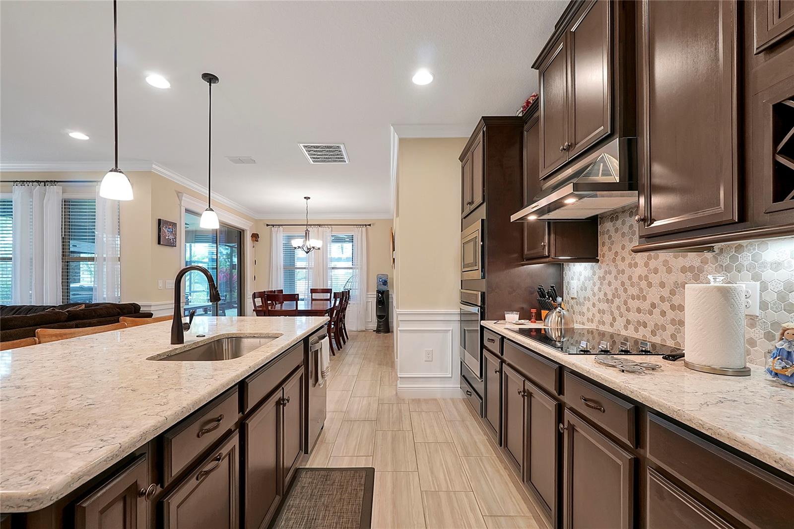 9827 BEACH PORT DR, WINTER GARDEN, FL, 34787