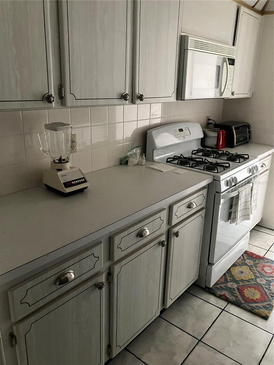 5247 81ST ST N #18, ST PETERSBURG, FL, 33709