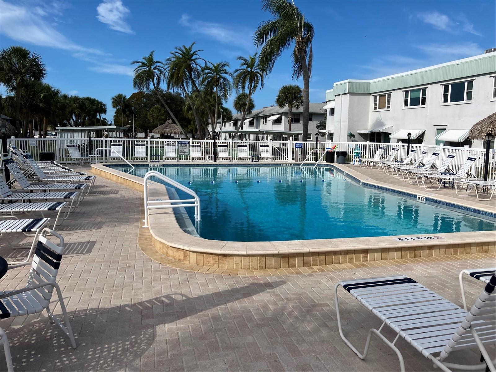 5247 81ST ST N #18, ST PETERSBURG, FL, 33709