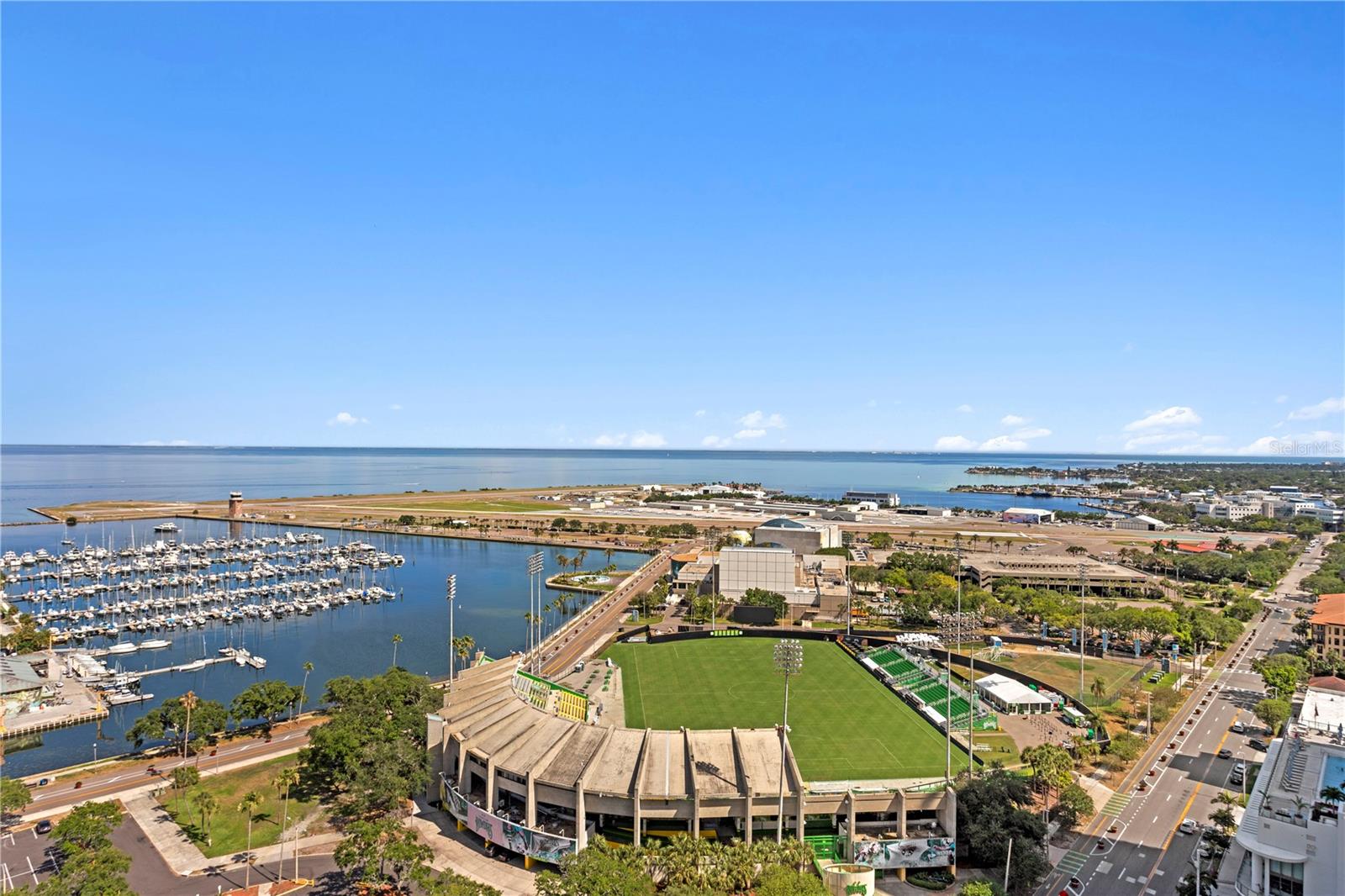 175 1ST ST S #2307, ST PETERSBURG, FL, 33701