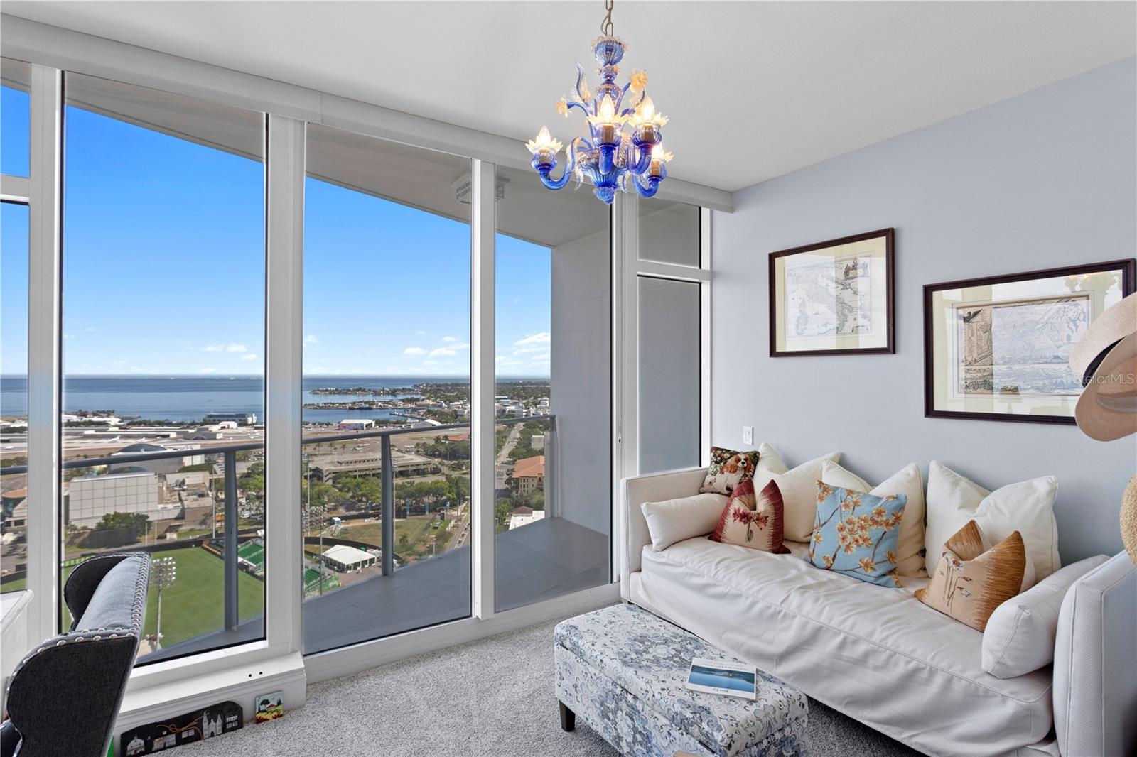 175 1ST ST S #2307, ST PETERSBURG, FL, 33701