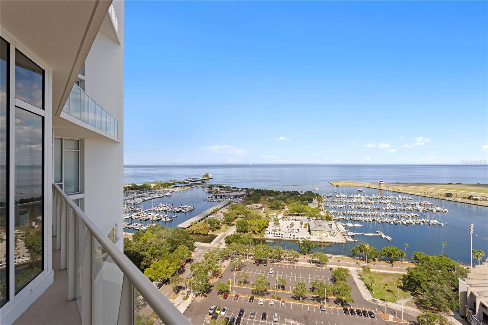 175 1ST ST S #2307, ST PETERSBURG, FL, 33701
