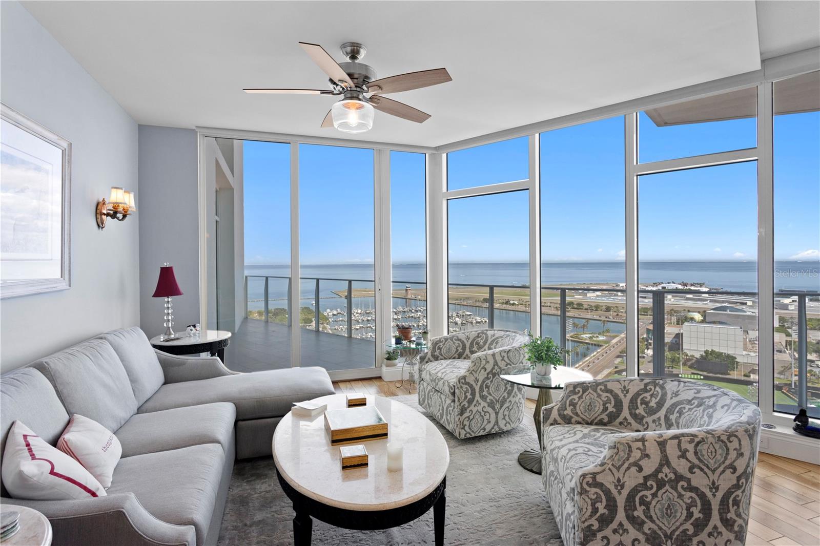 175 1ST ST S #2307, ST PETERSBURG, FL, 33701