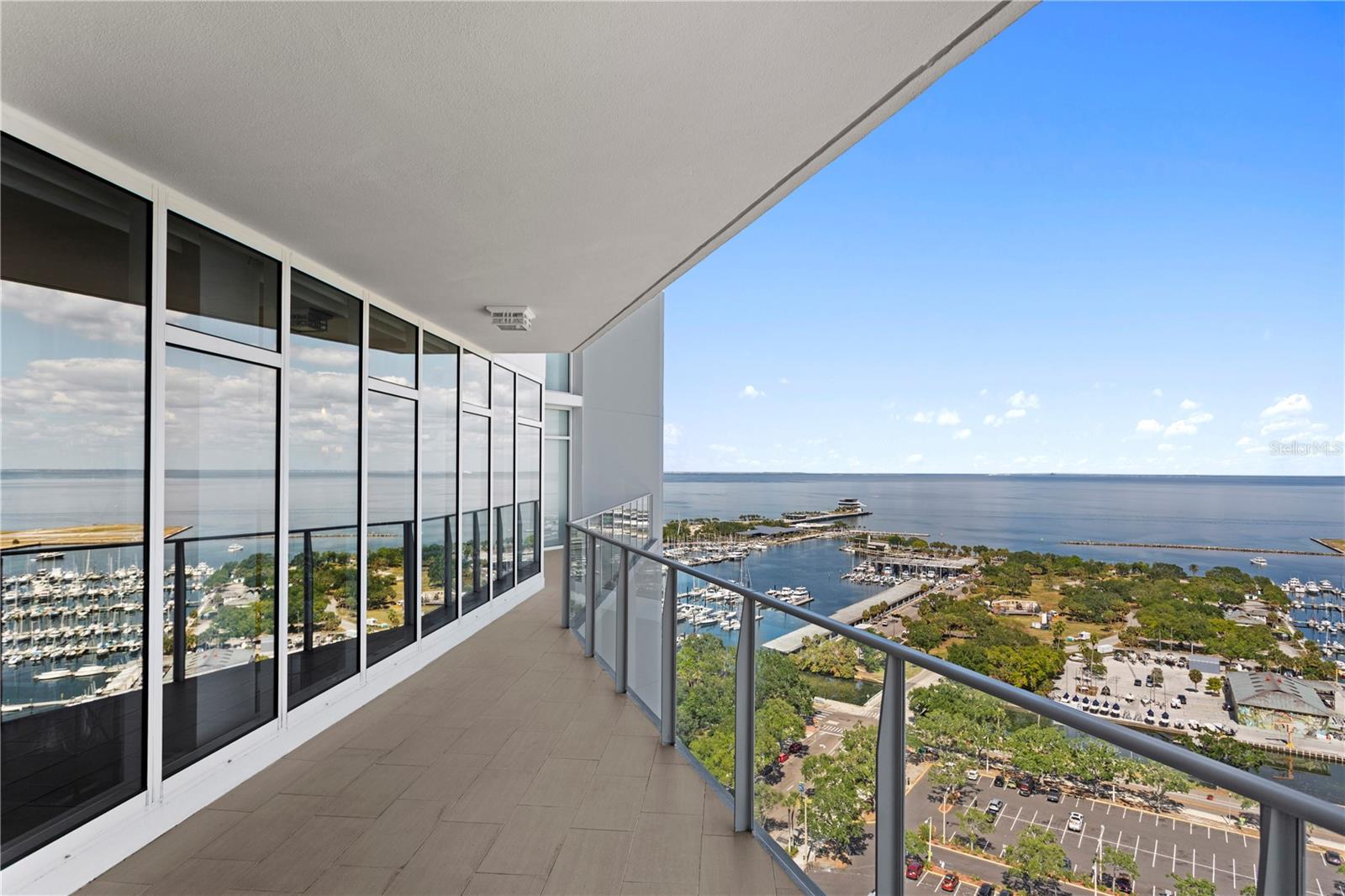 175 1ST ST S #2307, ST PETERSBURG, FL, 33701