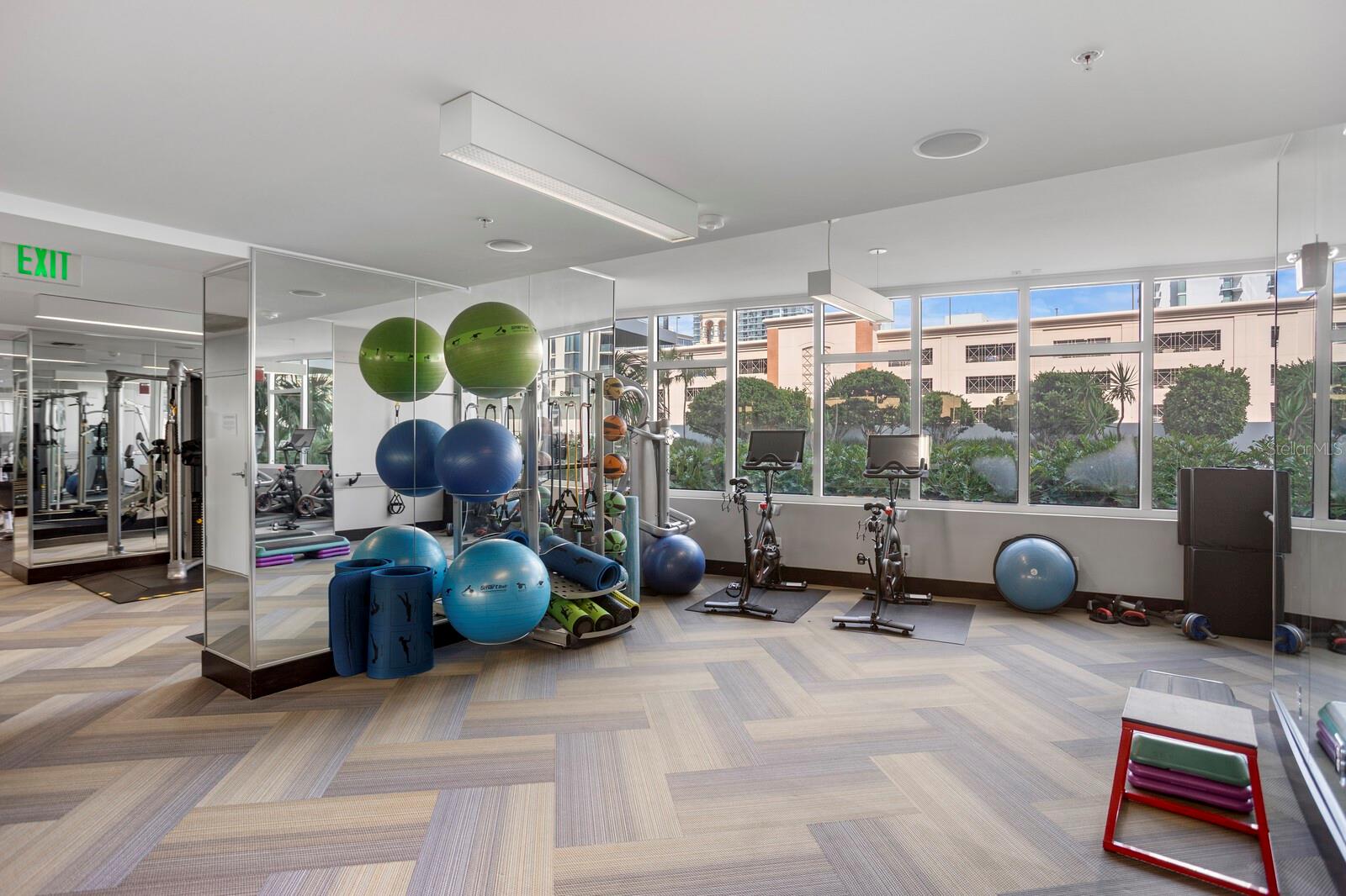175 1ST ST S #2307, ST PETERSBURG, FL, 33701
