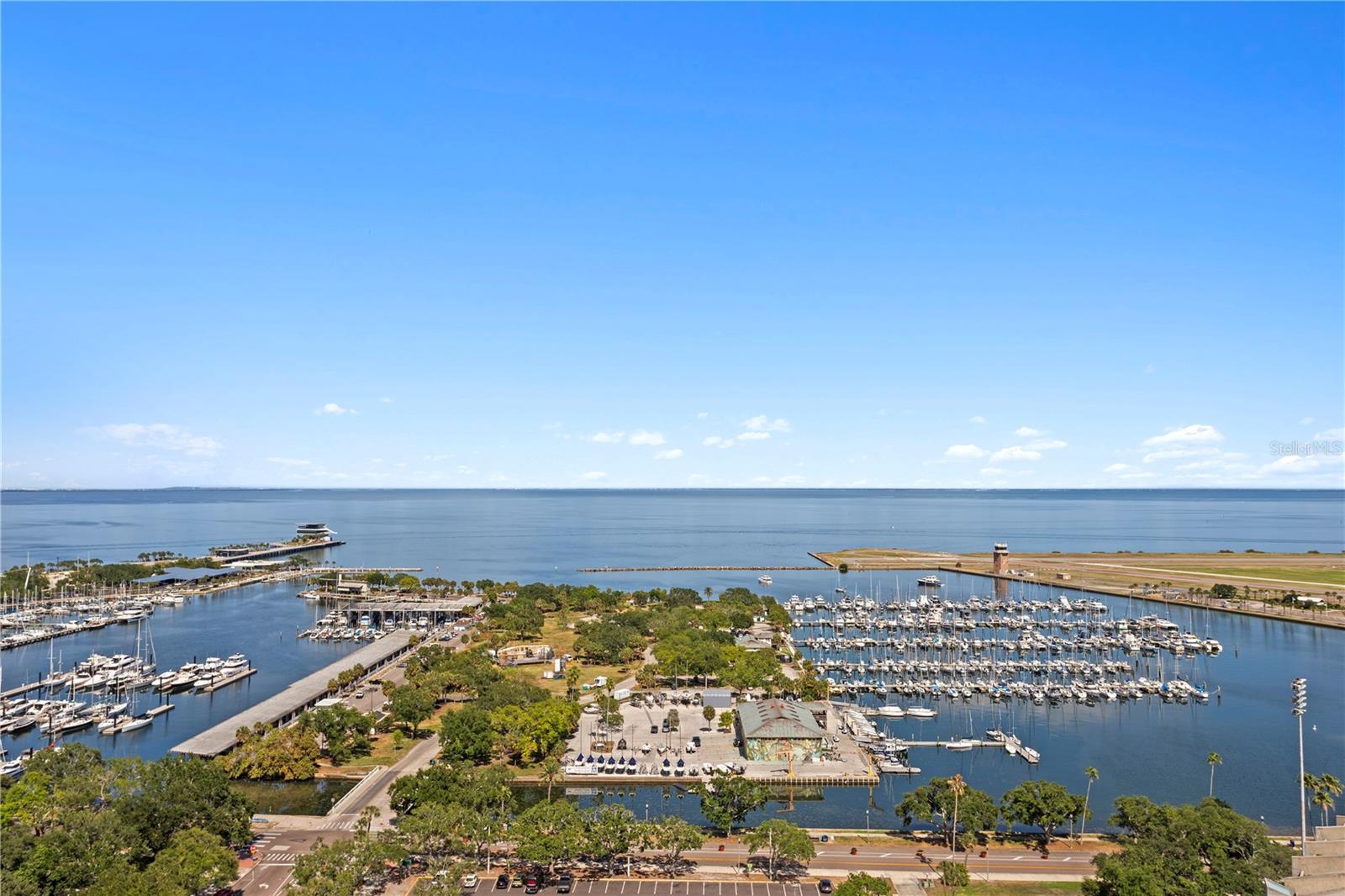 175 1ST ST S #2307, ST PETERSBURG, FL, 33701