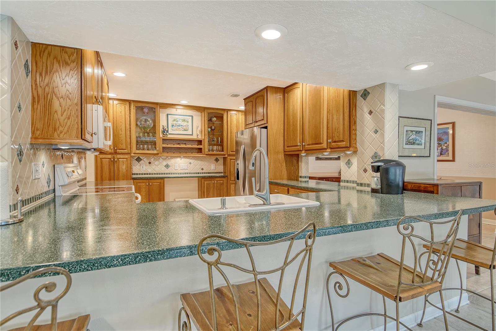 6303 3RD AVE NW, BRADENTON, FL, 34209
