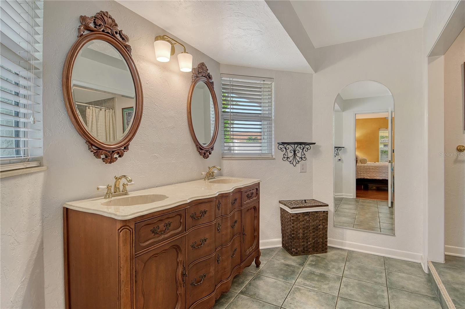 6303 3RD AVE NW, BRADENTON, FL, 34209